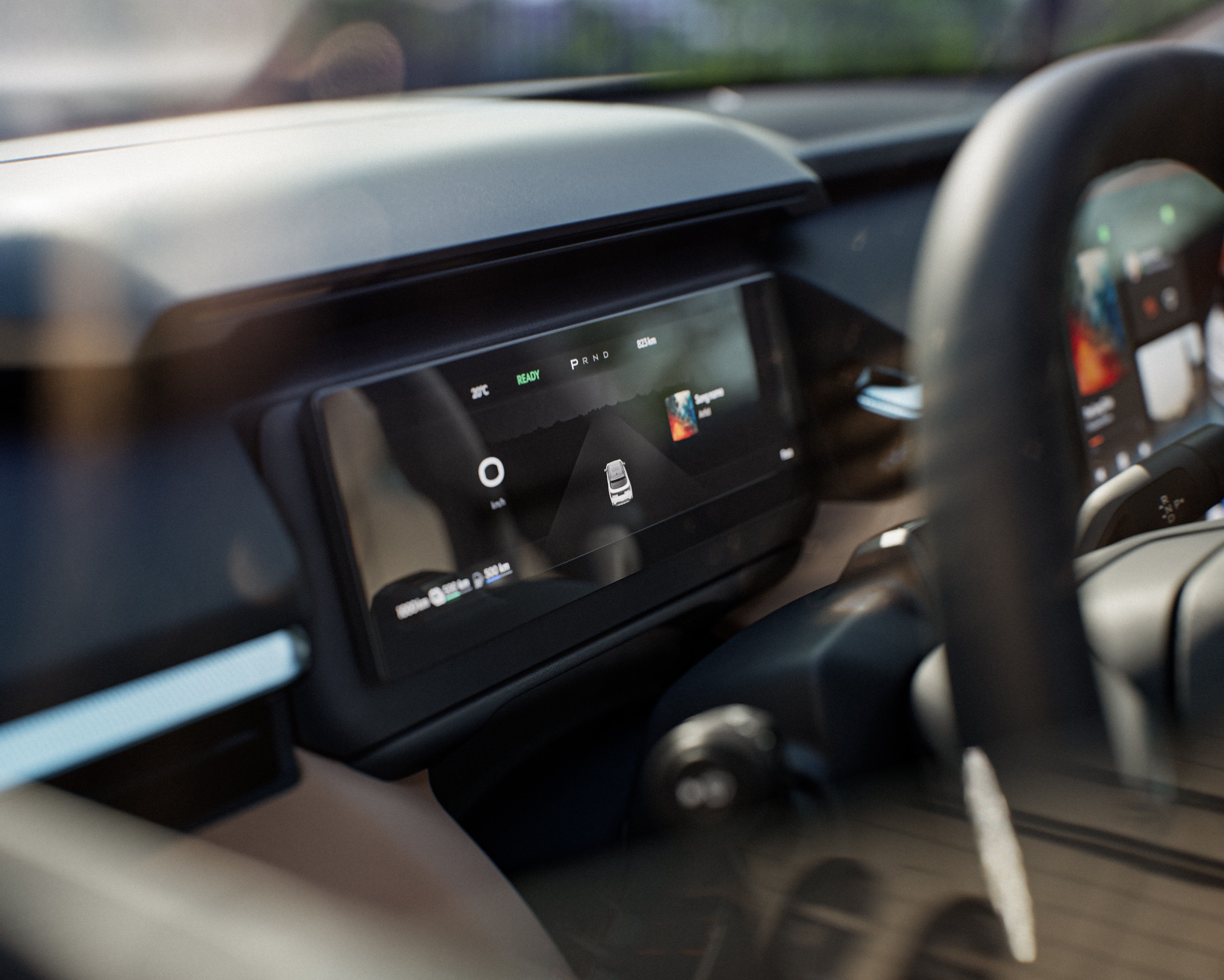 Lynk&Co 08 PHEV