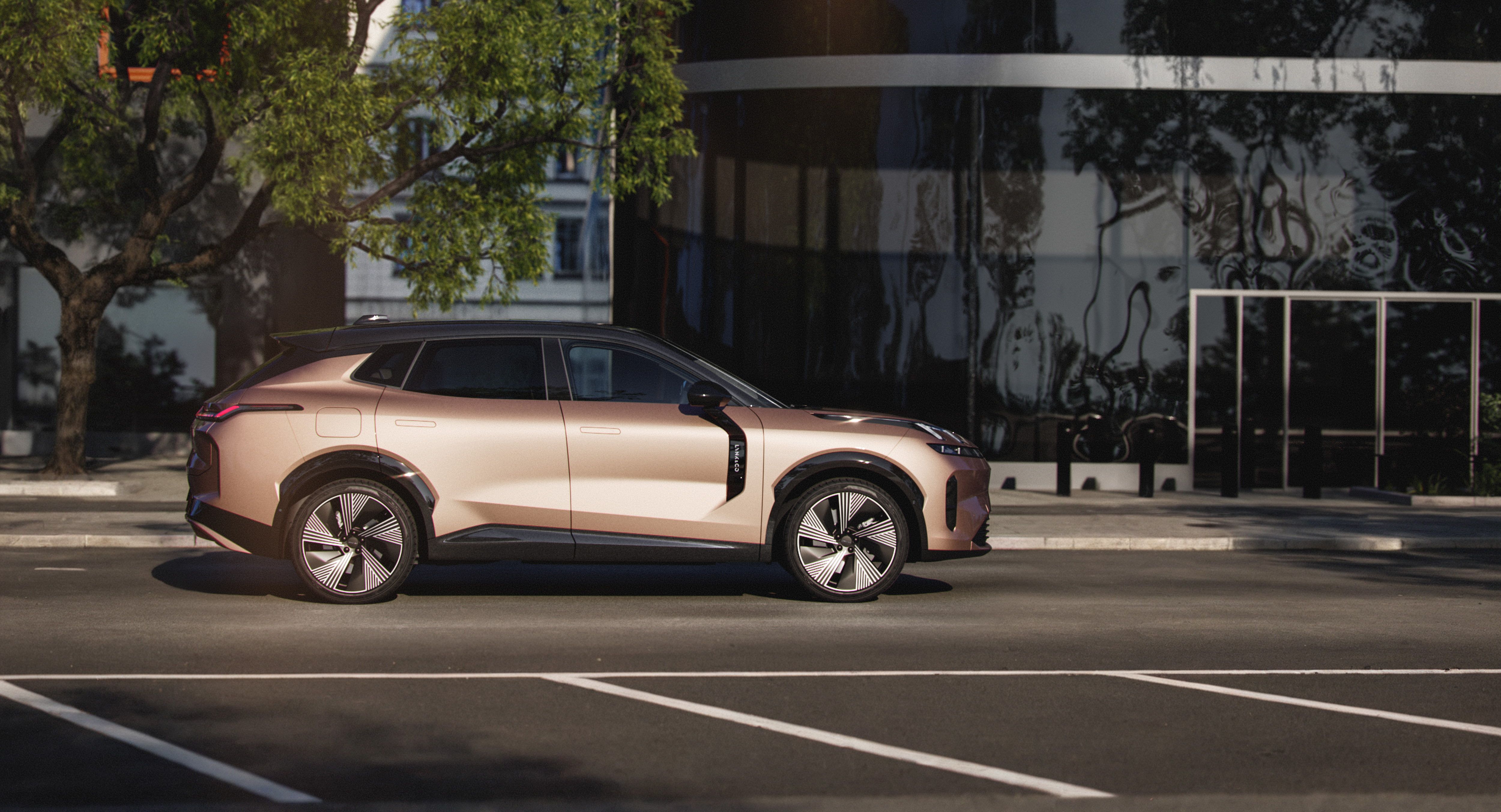 Lynk&Co 08 PHEV