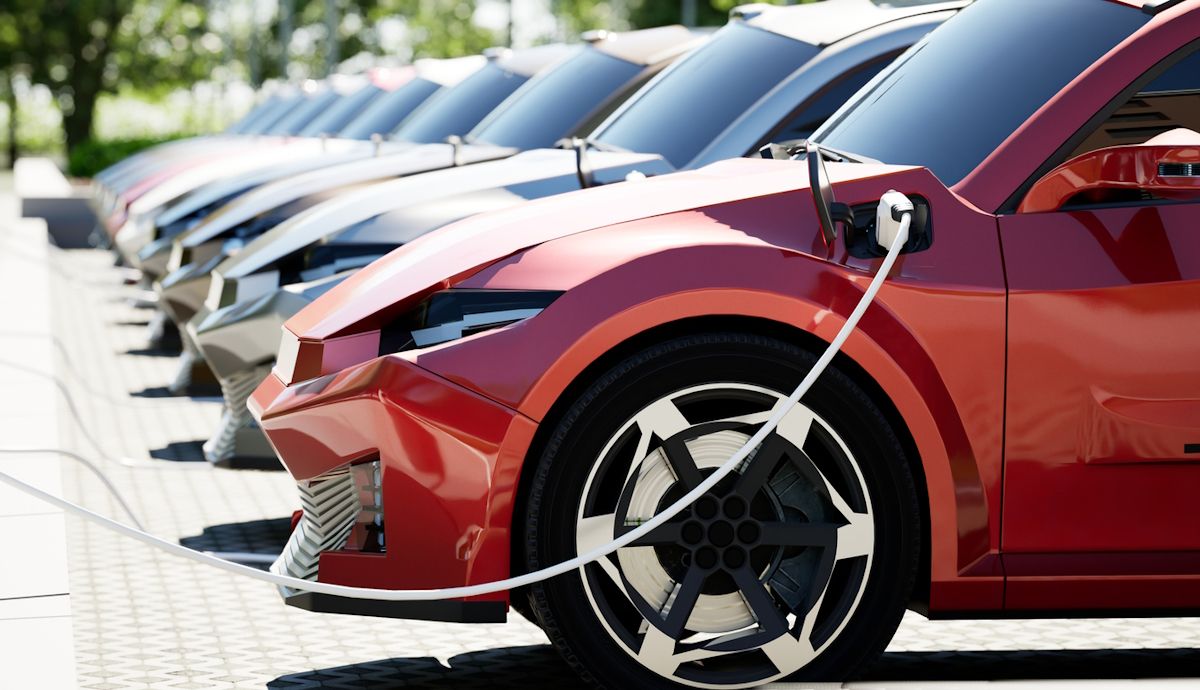 La OCU denuncia el engaño de los coches eléctricos, una realidad que puede hundir sus ventas