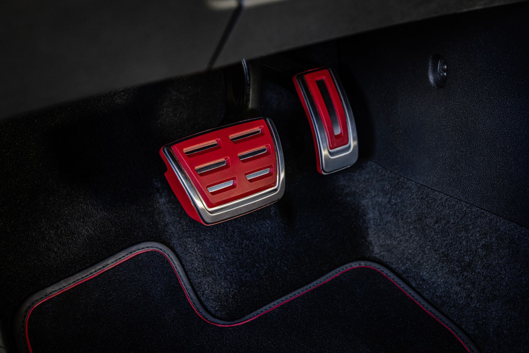 Volkswagen Golf GTI Edition 50