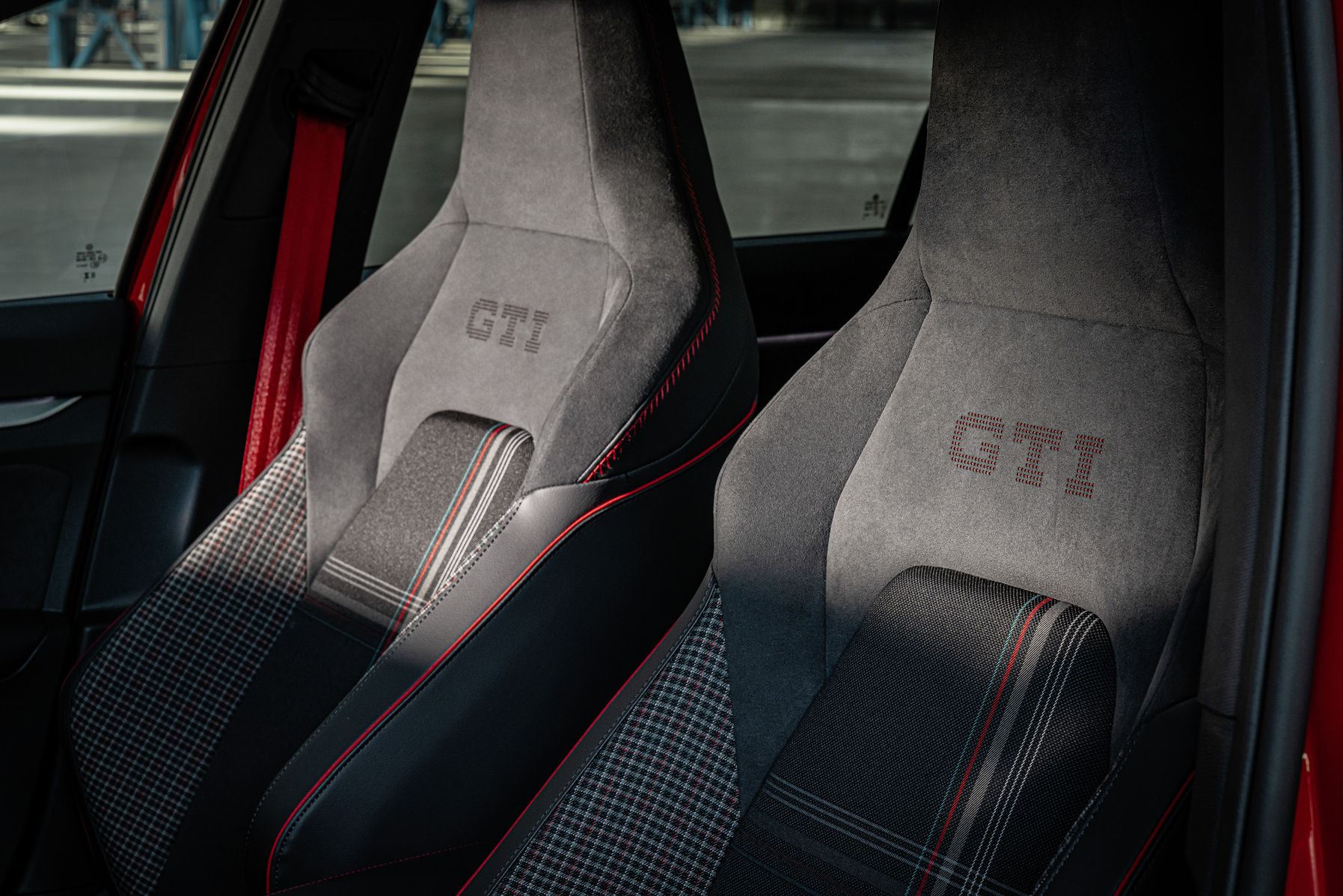 Volkswagen Golf GTI Edition 50