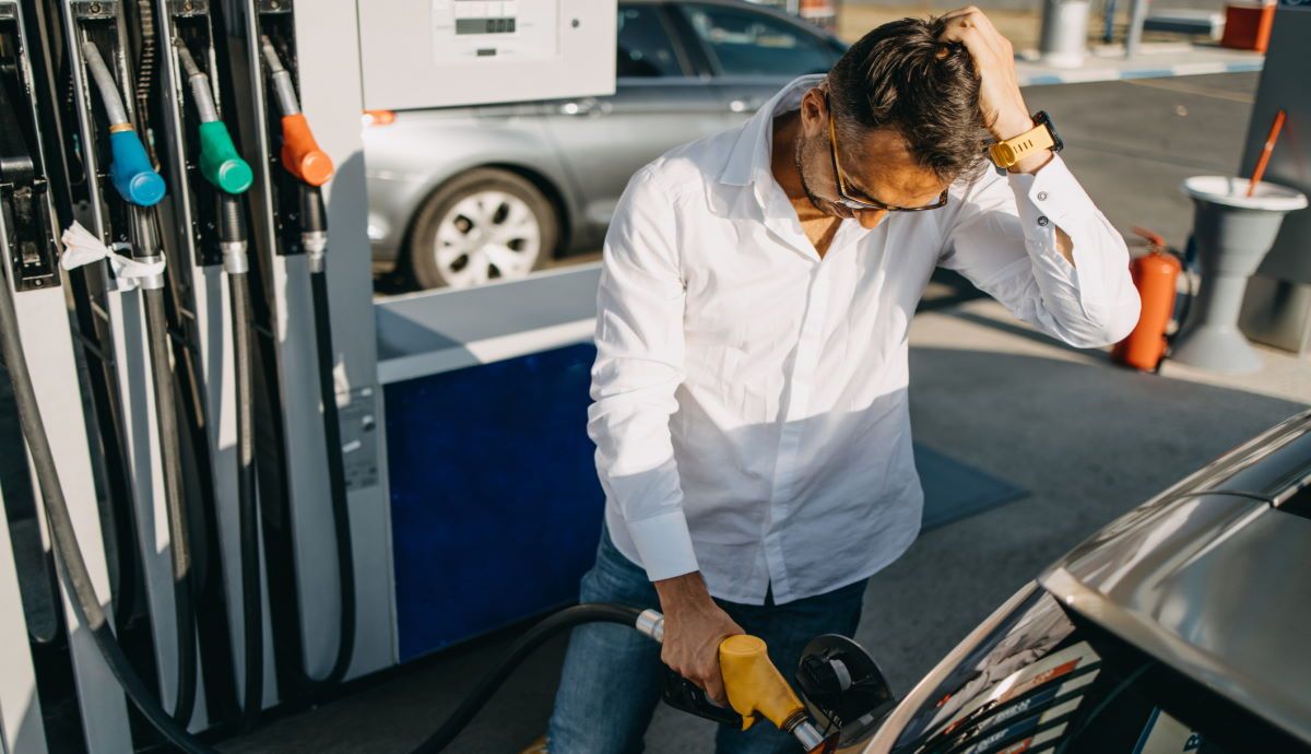 Esto es lo que va a subir ya el precio de la gasolina y el diésel en España
