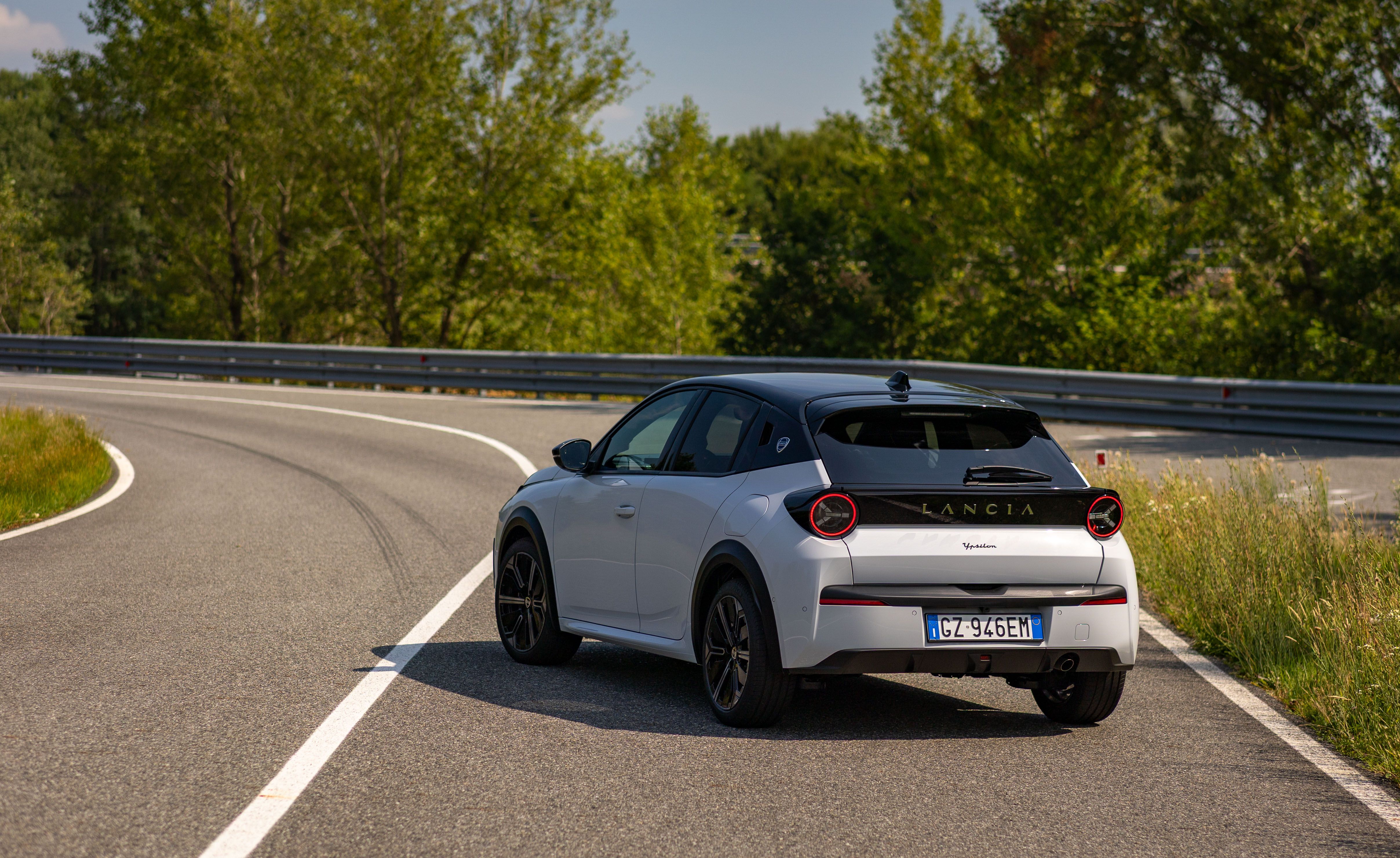Lancia Ypsilon HF Line