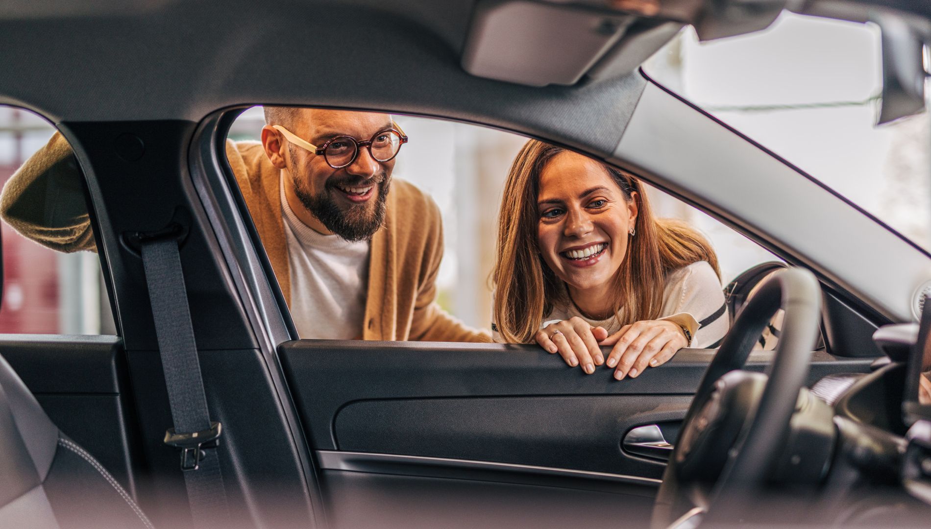 Las ventas de coches en España crecen mucho en junio, con Renault como marca líder