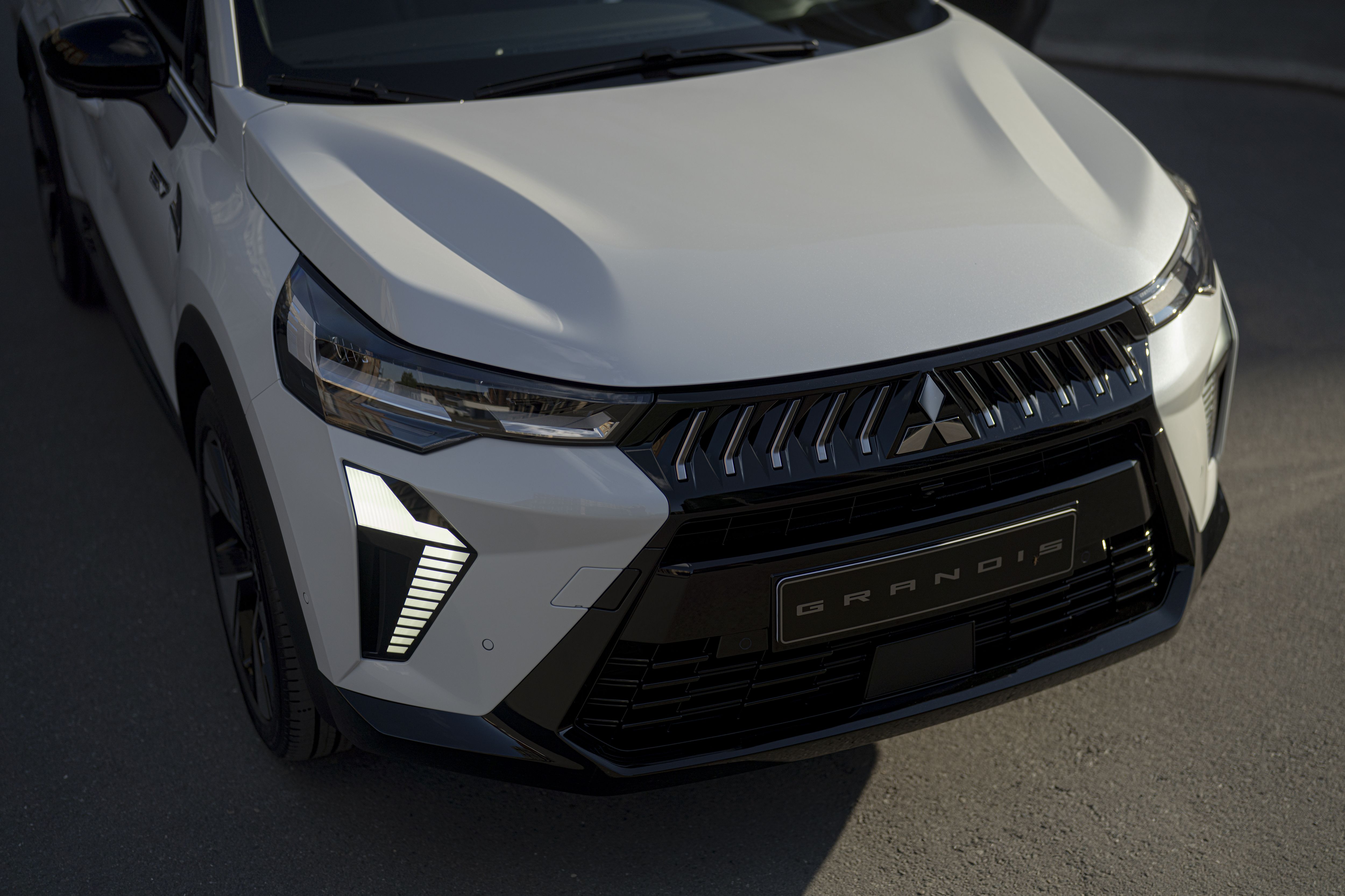 Mitsubishi Grandis