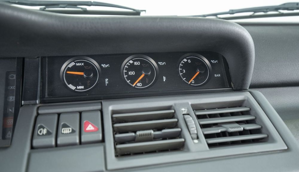 renault-clio-16v-013_1_1000x575.jpeg