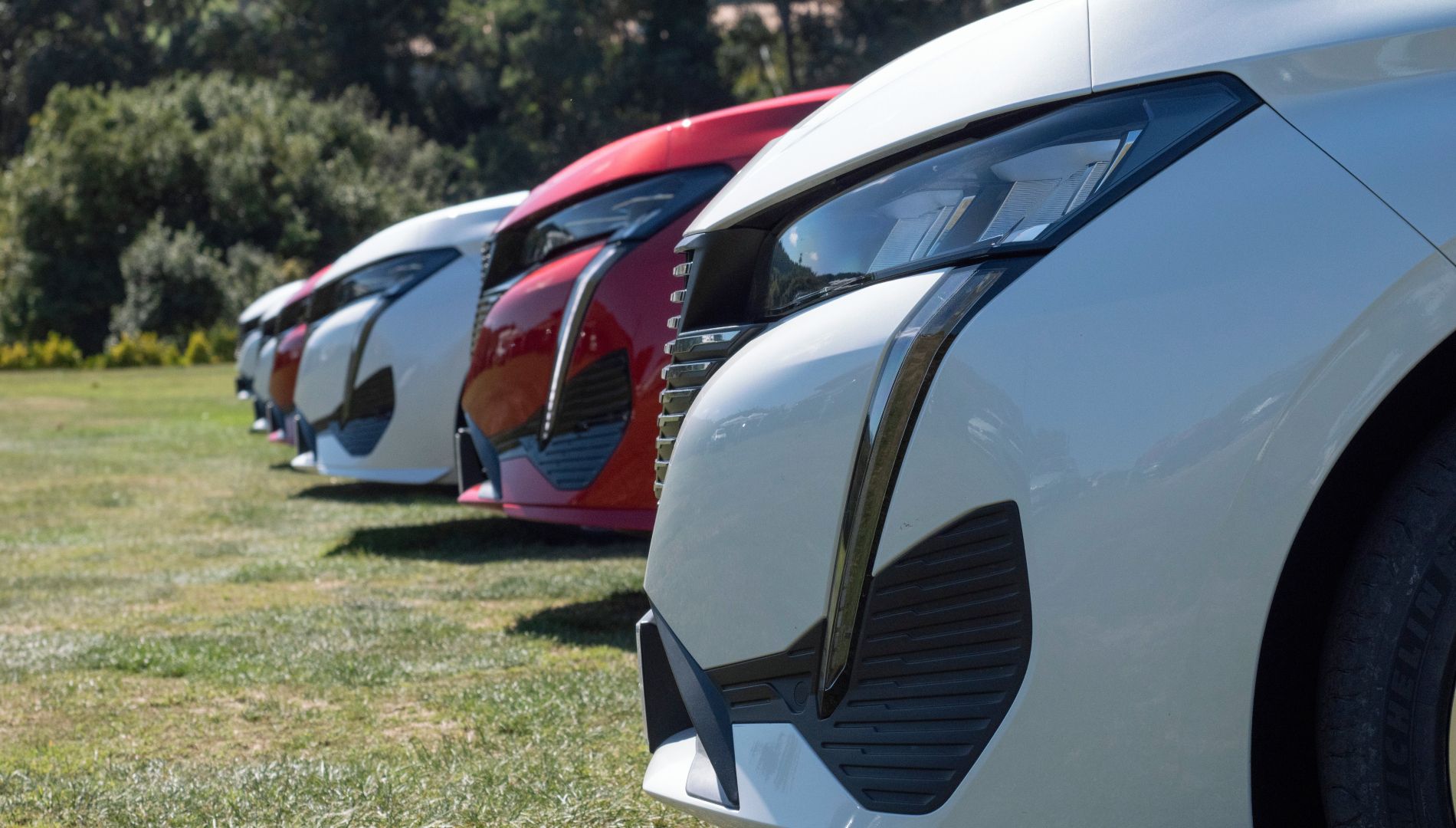 Pillado en fase de pruebas el próximo Peugeot 308: así será la renovación del famoso compacto