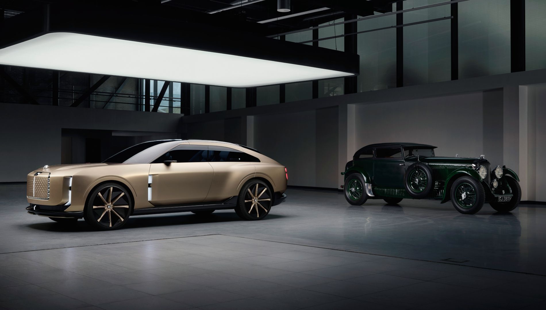 Bentley cambia completamente su rumbo: nuevo logo y este extraño prototipo que define el lujo futuro