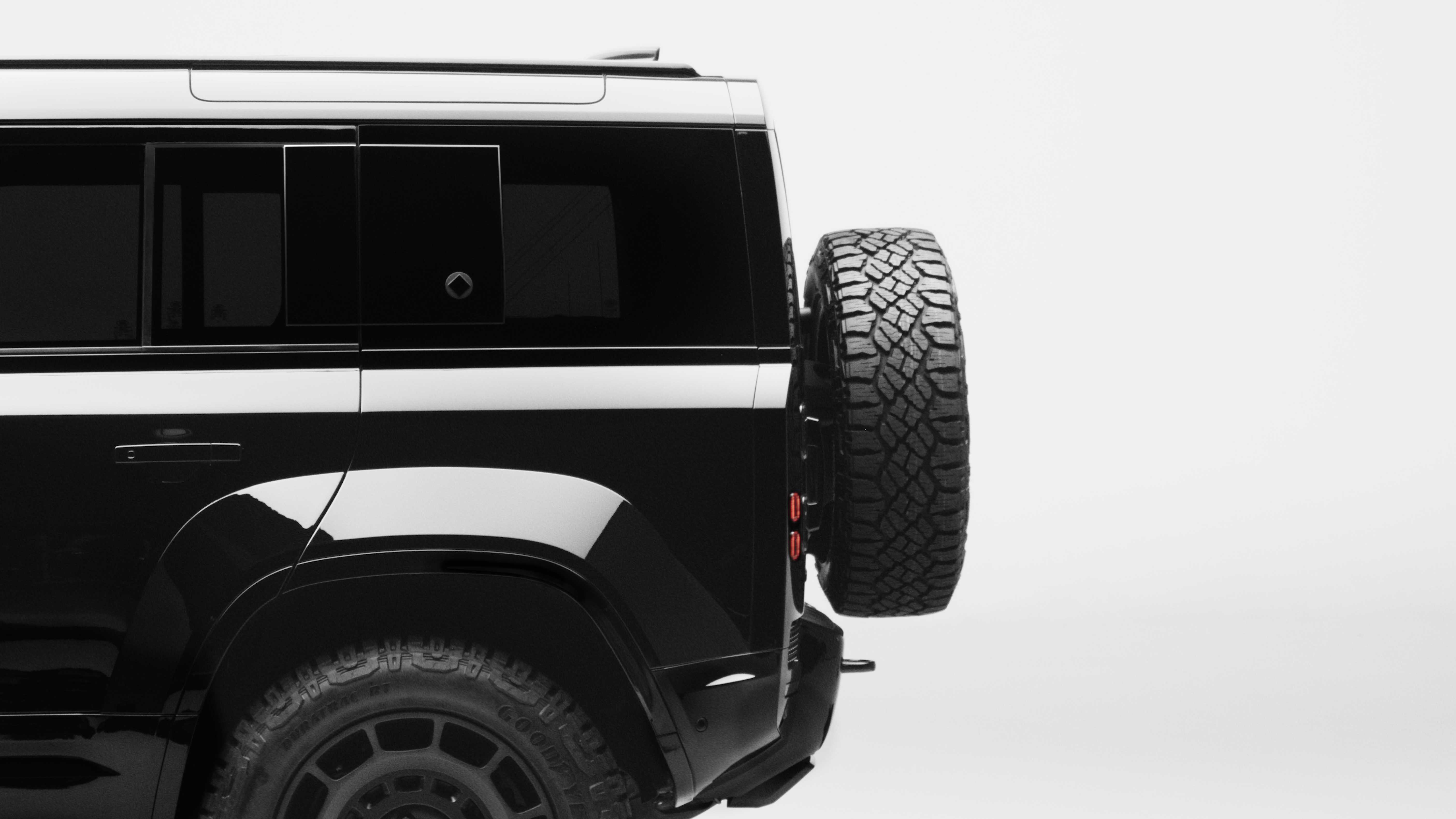 Defender OCTA Black