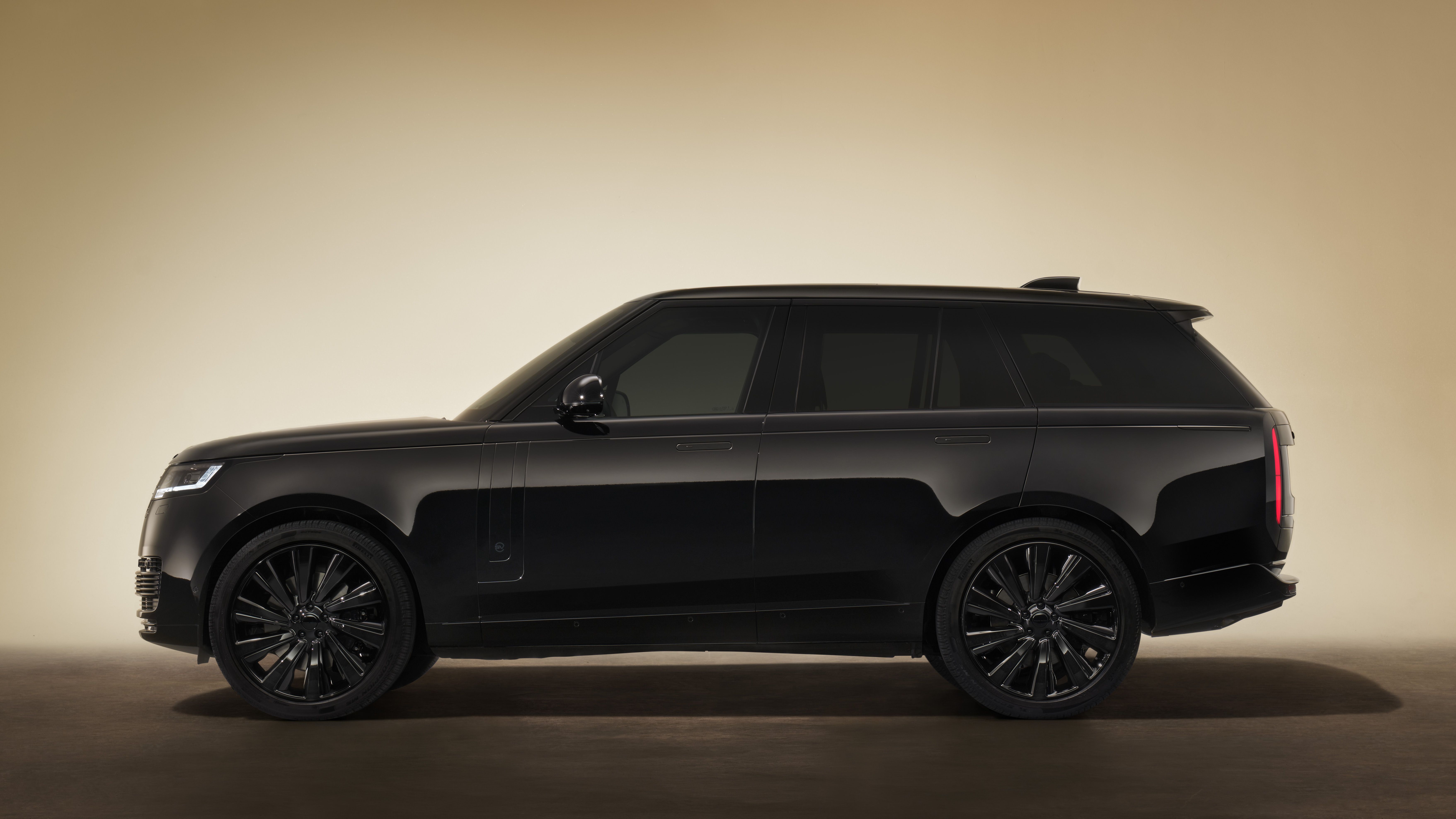 Range Rover SV Black