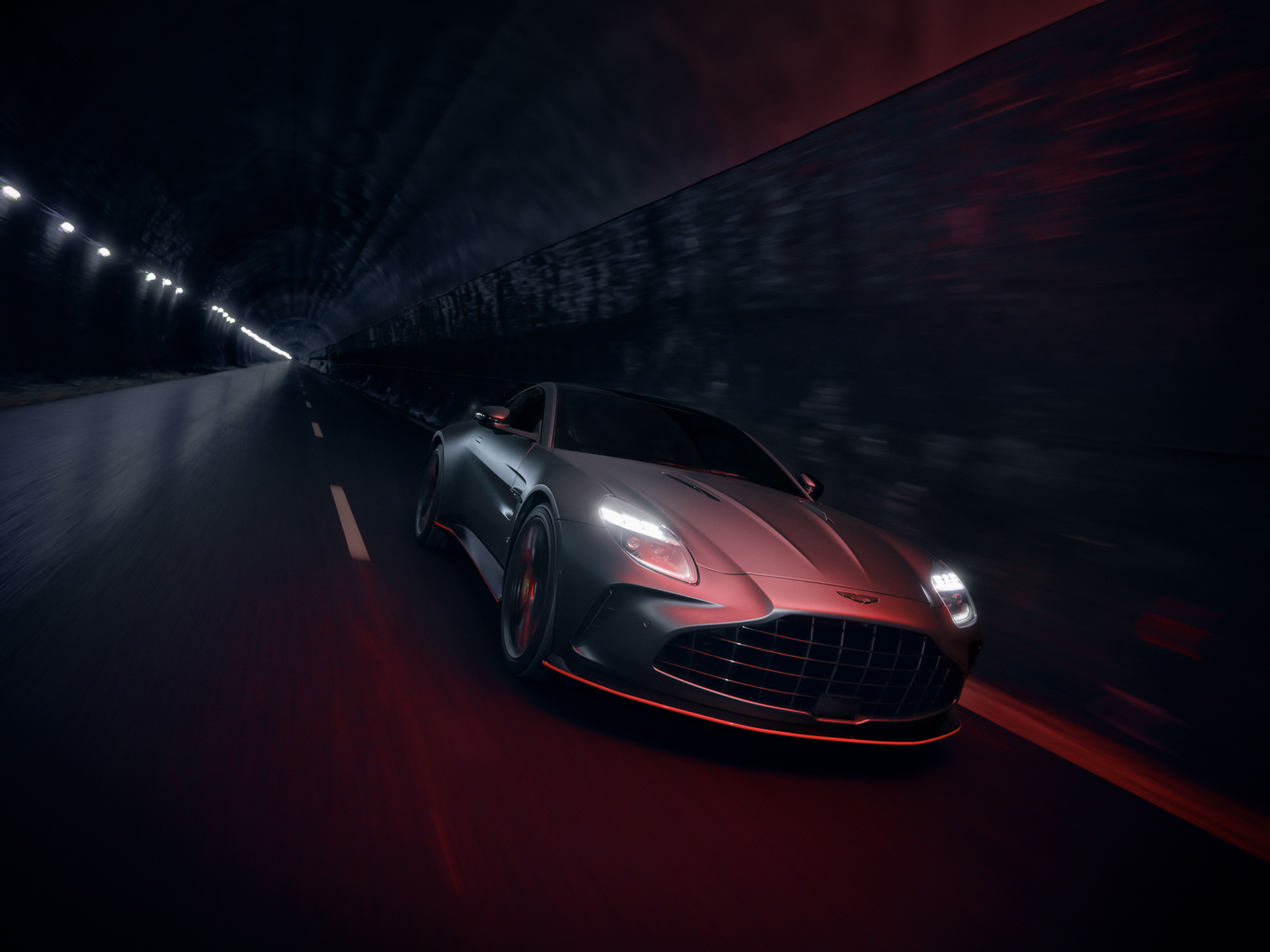 Aston Martin Vantage S