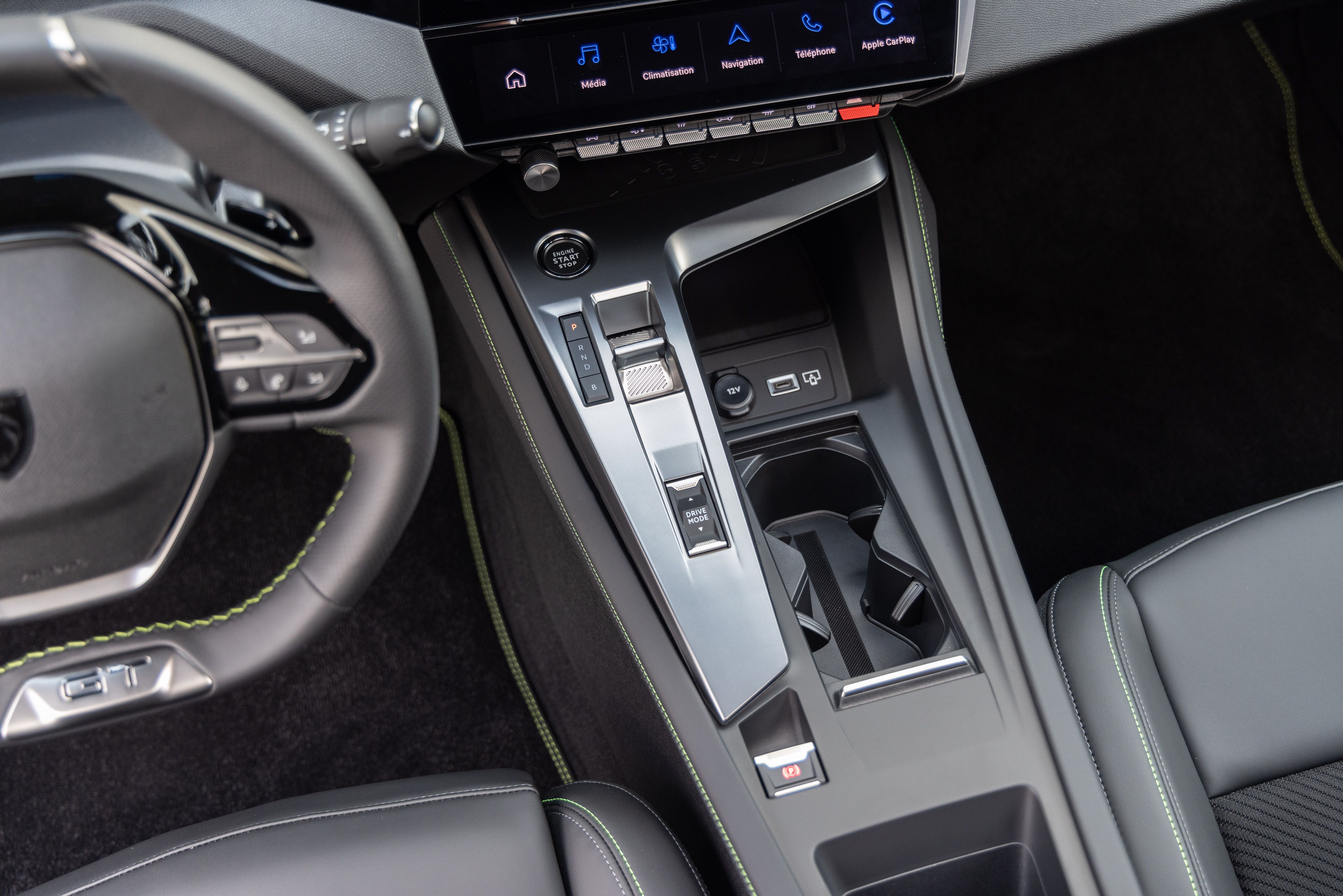 Peugeot 408 2025