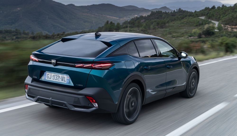 Peugeot 408 2025