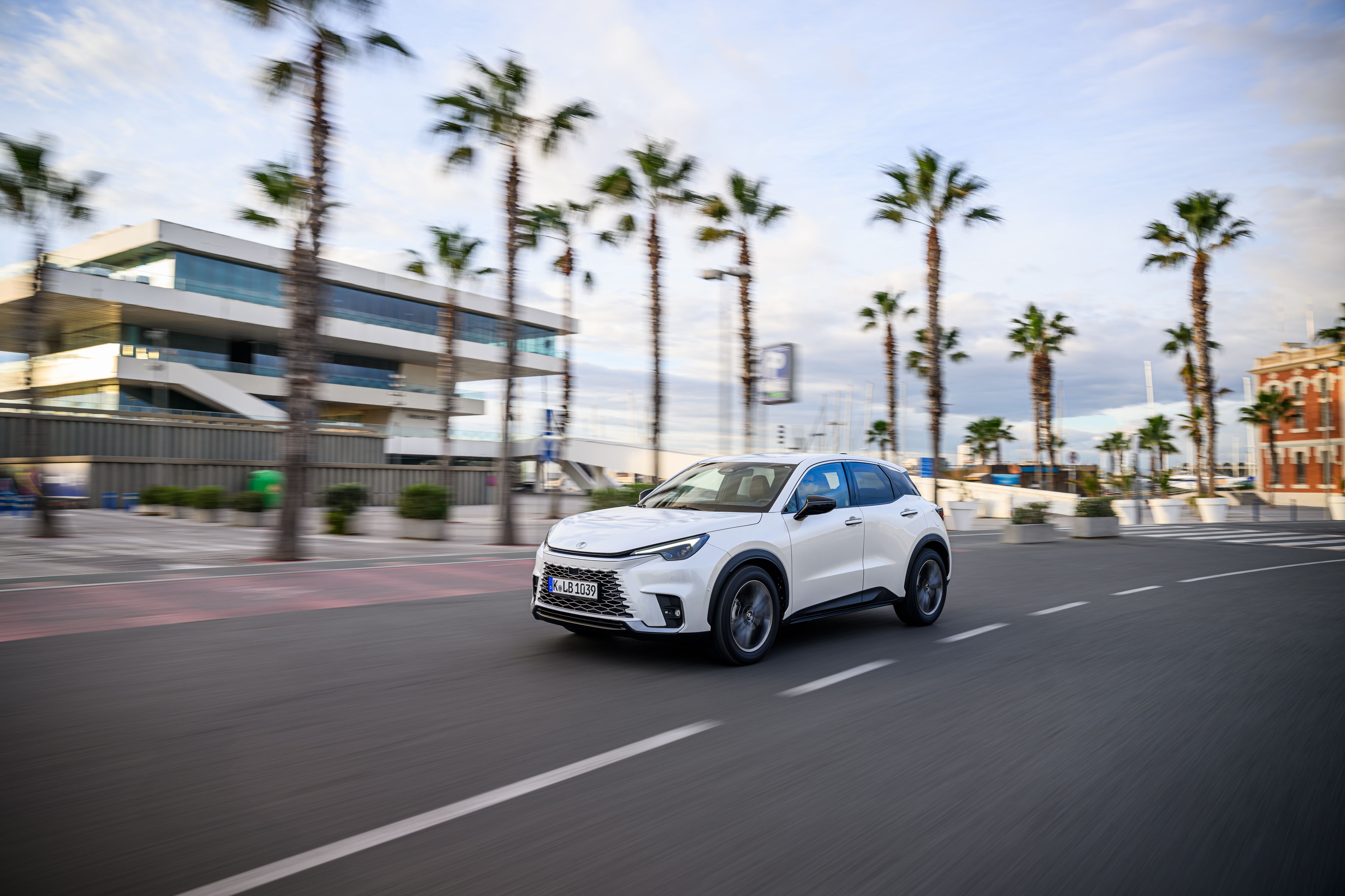 Lexus LBX