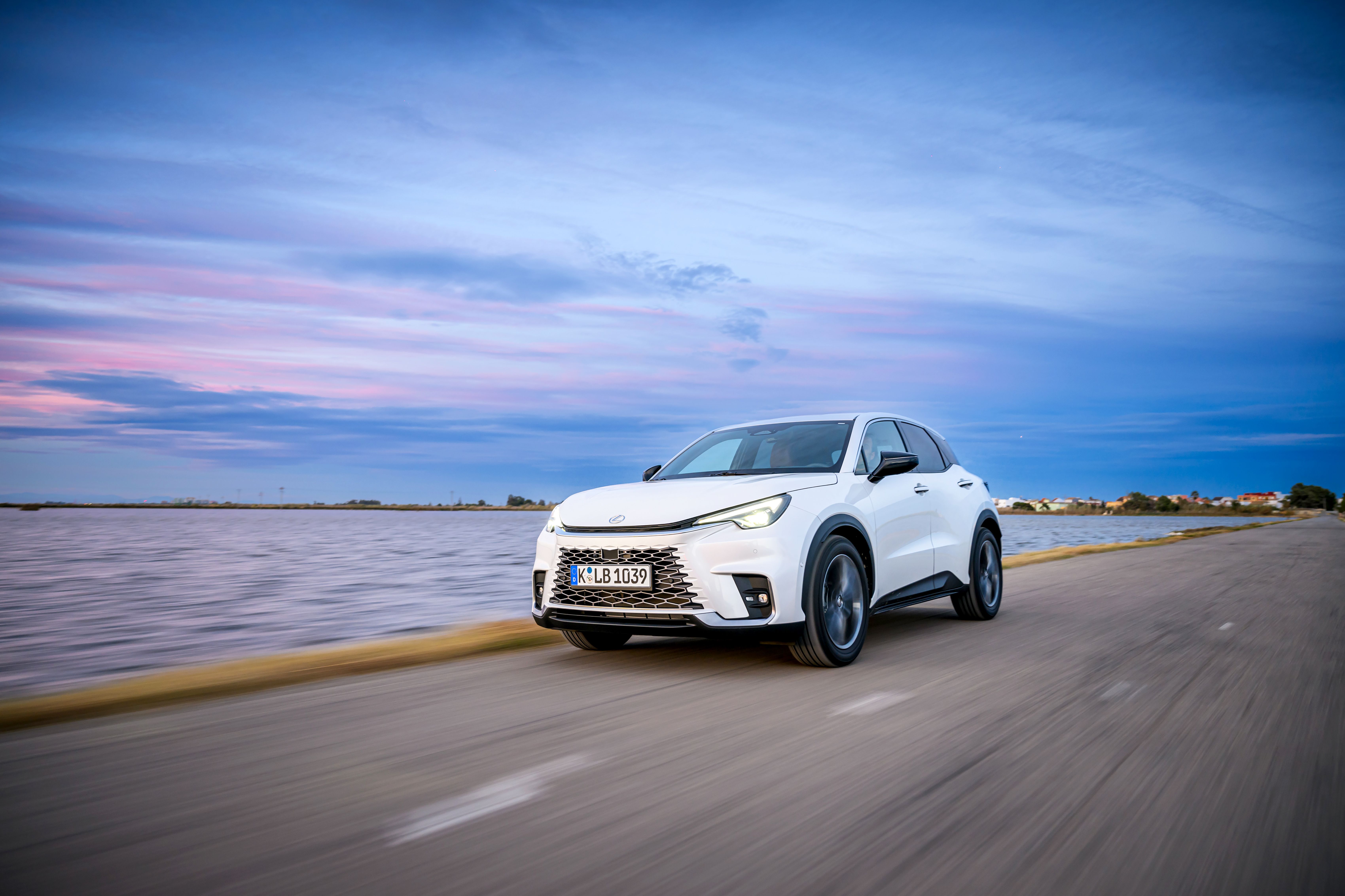 Lexus LBX