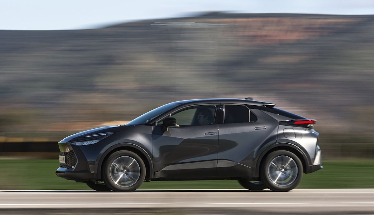 Probamos el nuevo Toyota C HR 140H, uno de los SUV más vendidos y recomendables del momento