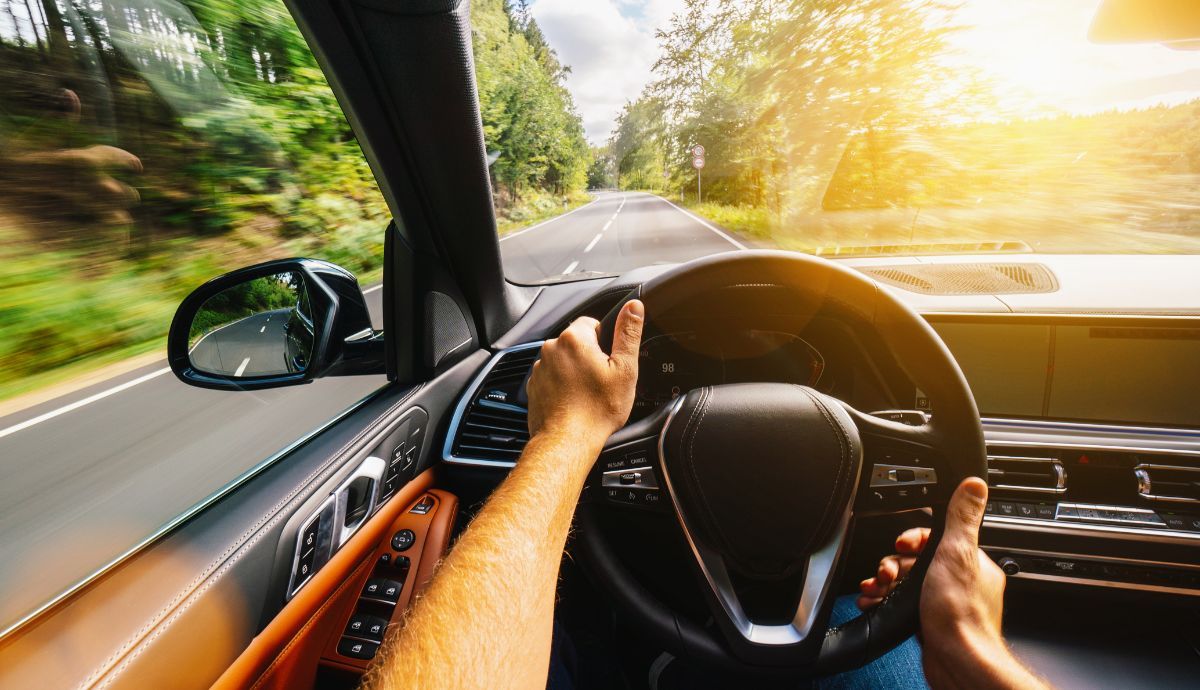 El volante vibra al frenar: Posibles averías y soluciones
