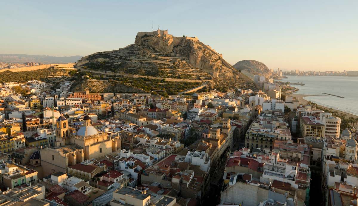 ZBE Alicante: ¿Puedo entrar con mi coche durante las vacaciones?