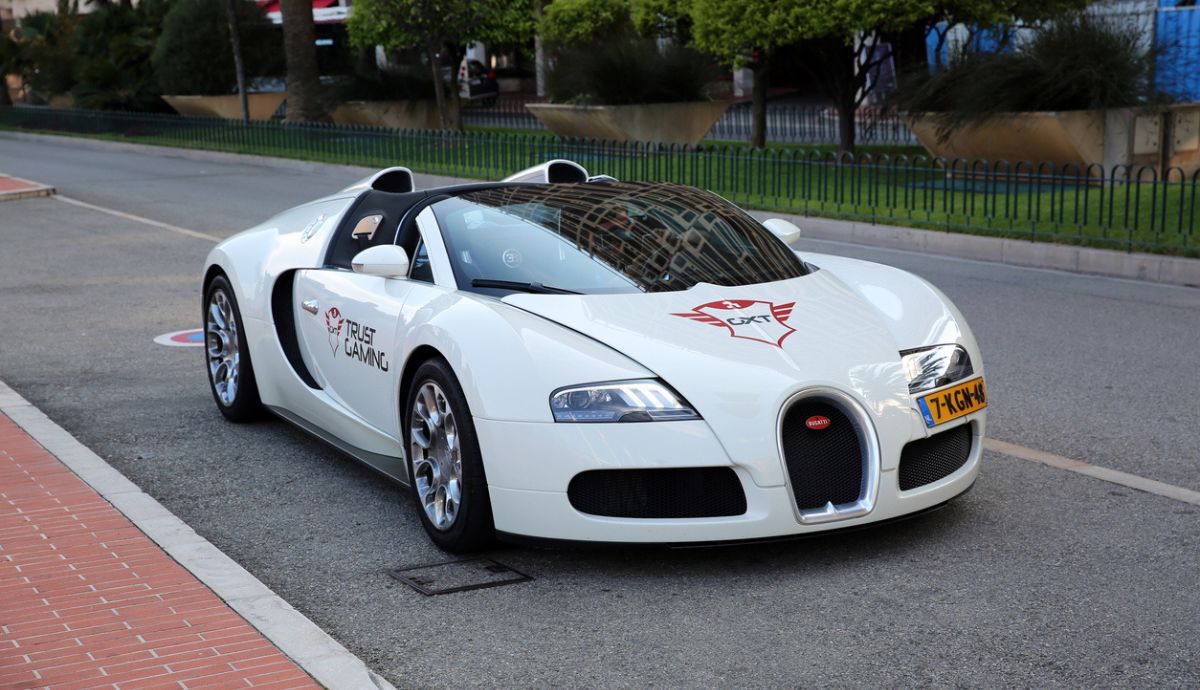 Bugatti Veyron precio: ¿cuánto cuesta?
