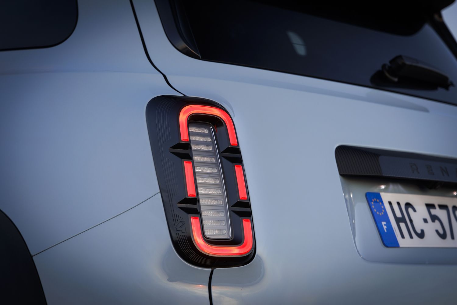 Renault 4 E-Tech Electric 150 CV