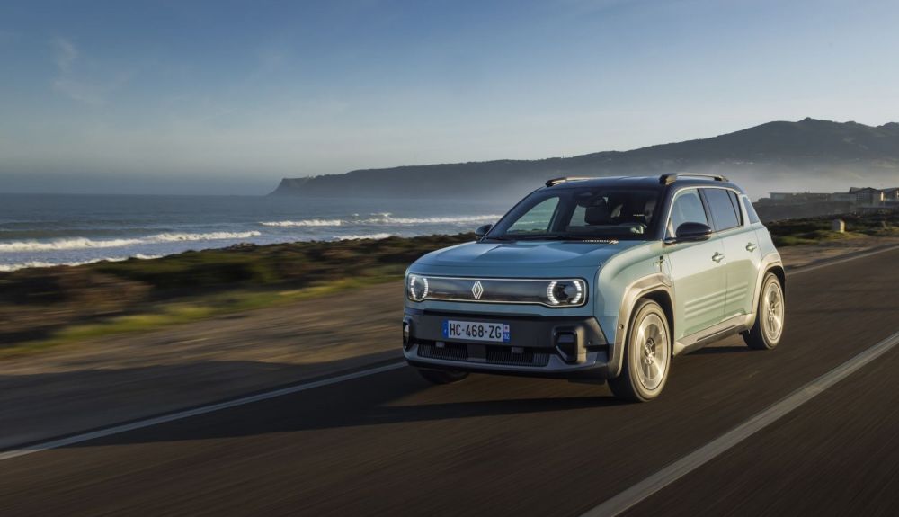 Renault 4 E-Tech Electric 150 CV