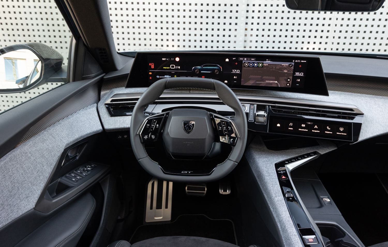 Peugeot E-5008 Dual Motor