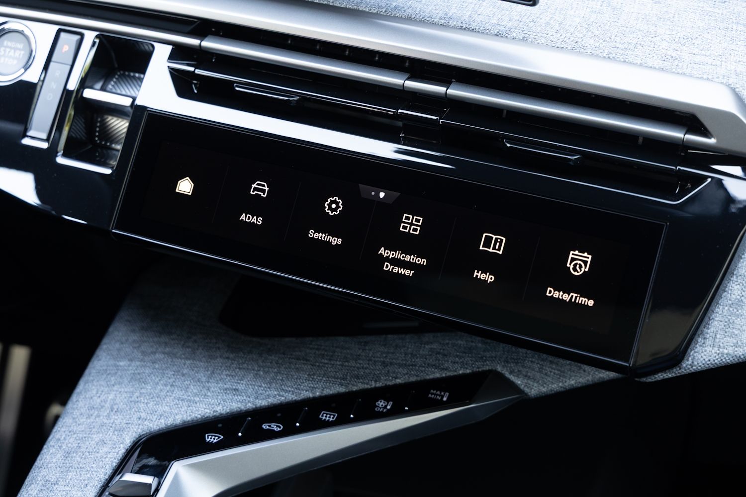 Peugeot E-5008 Dual Motor