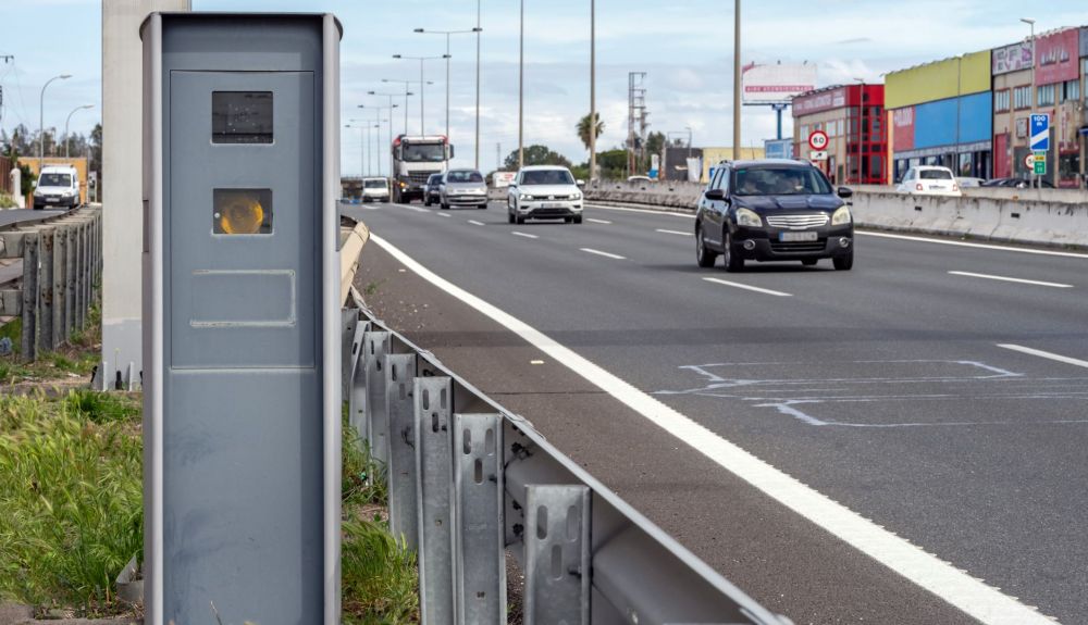Los nuevos radares de tramo de la DGT que comenzarán a multar desde la semana que viene Los nuevos radares de tramo de la DGT que comenzarán a multar desde la semana que viene