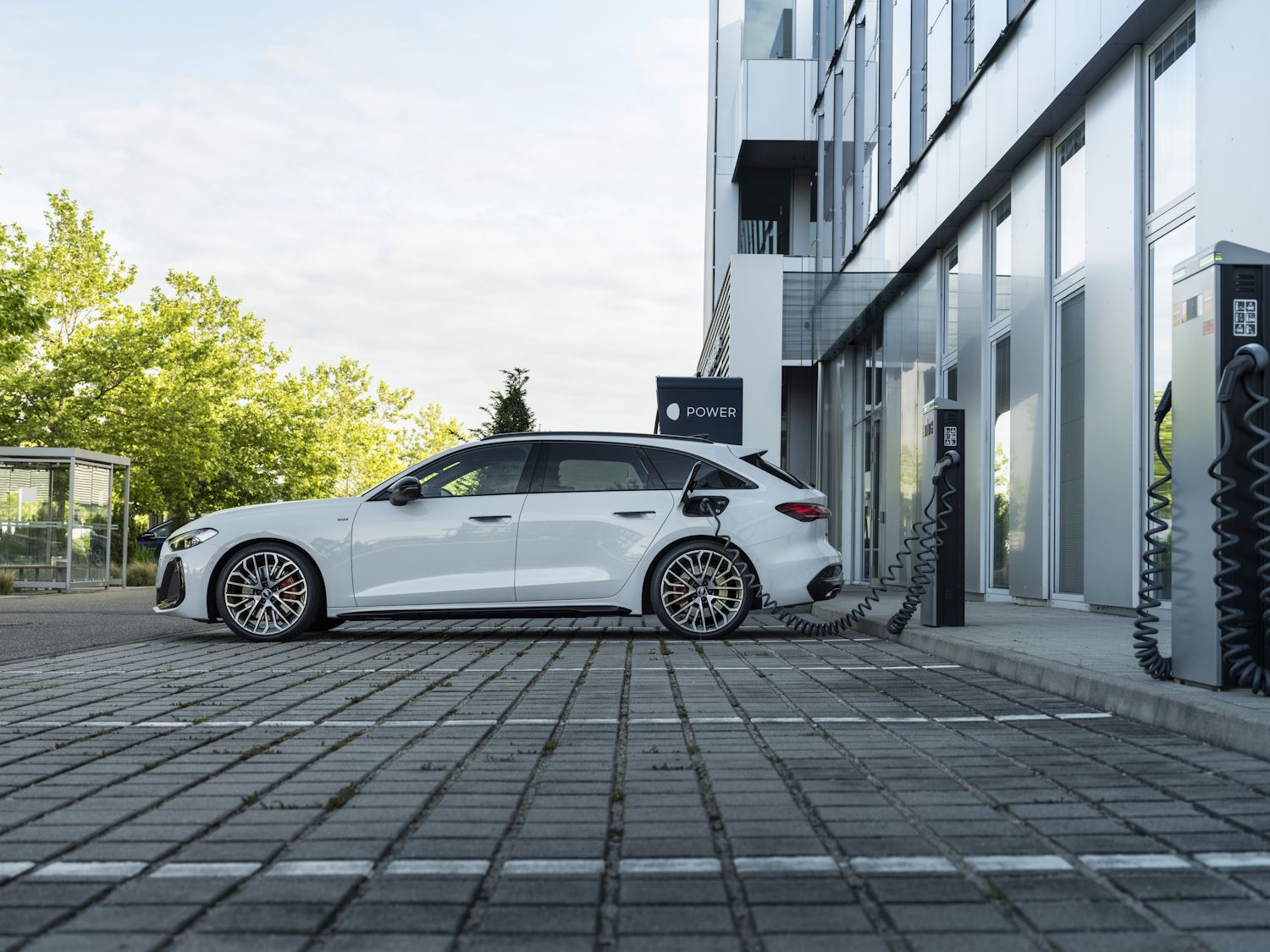 Audi A5 e-Hybrid 2025