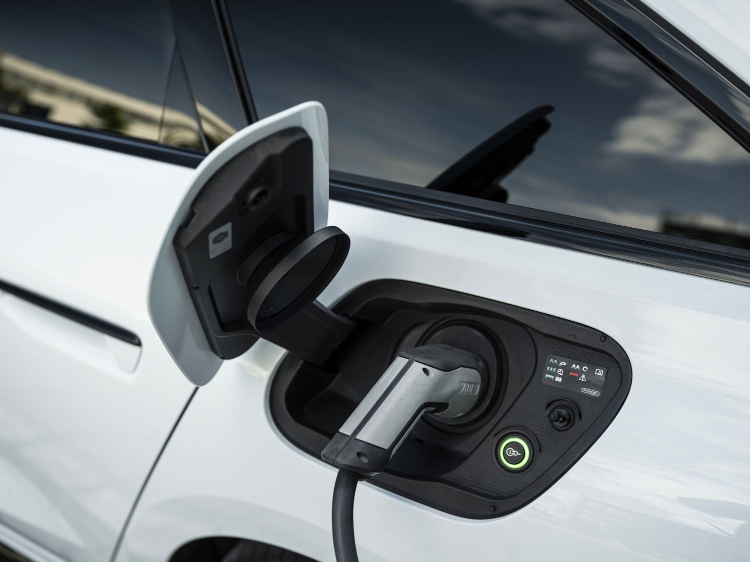 Audi A5 e-Hybrid 2025