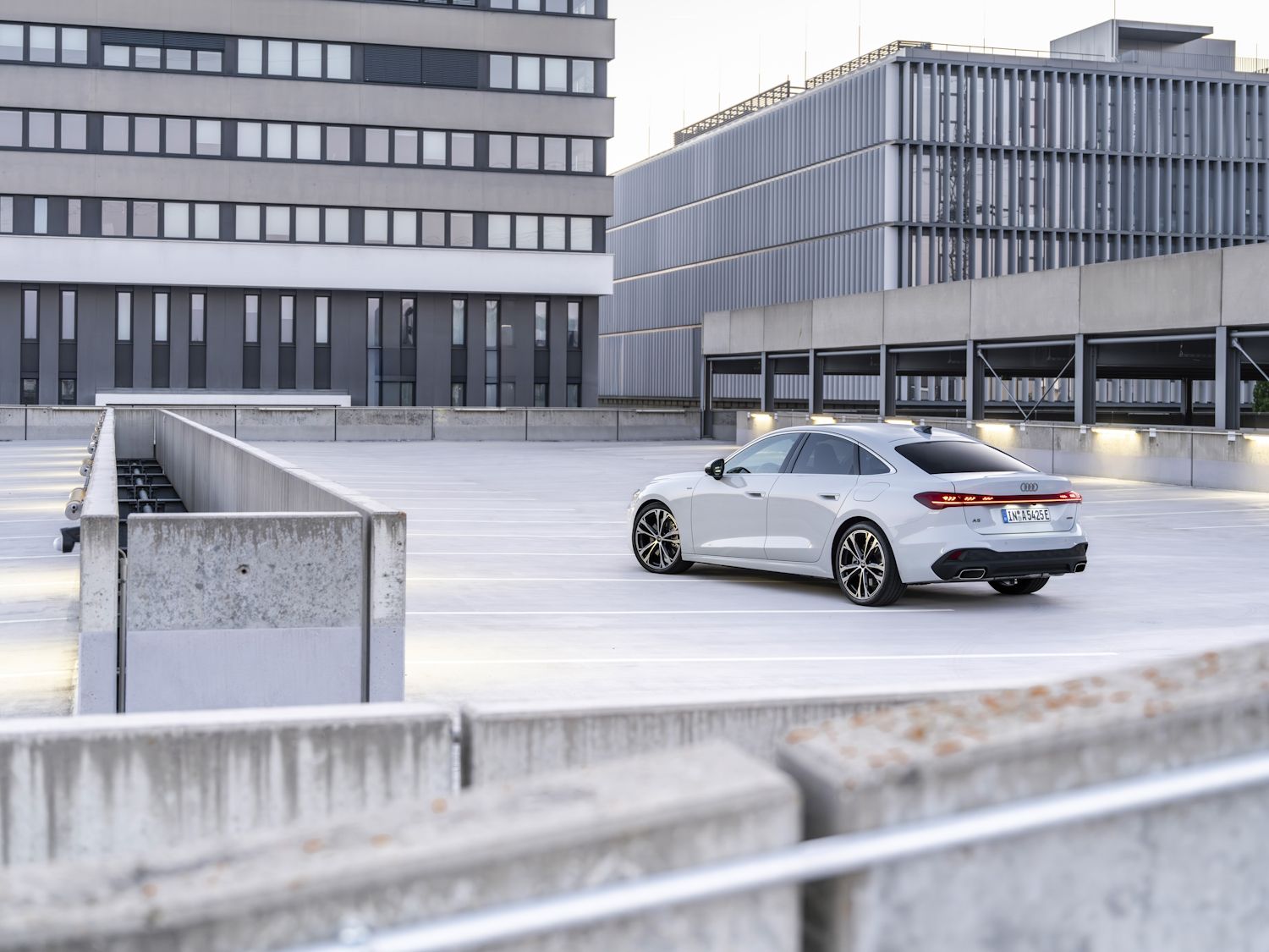 Audi A5 e-Hybrid 2025