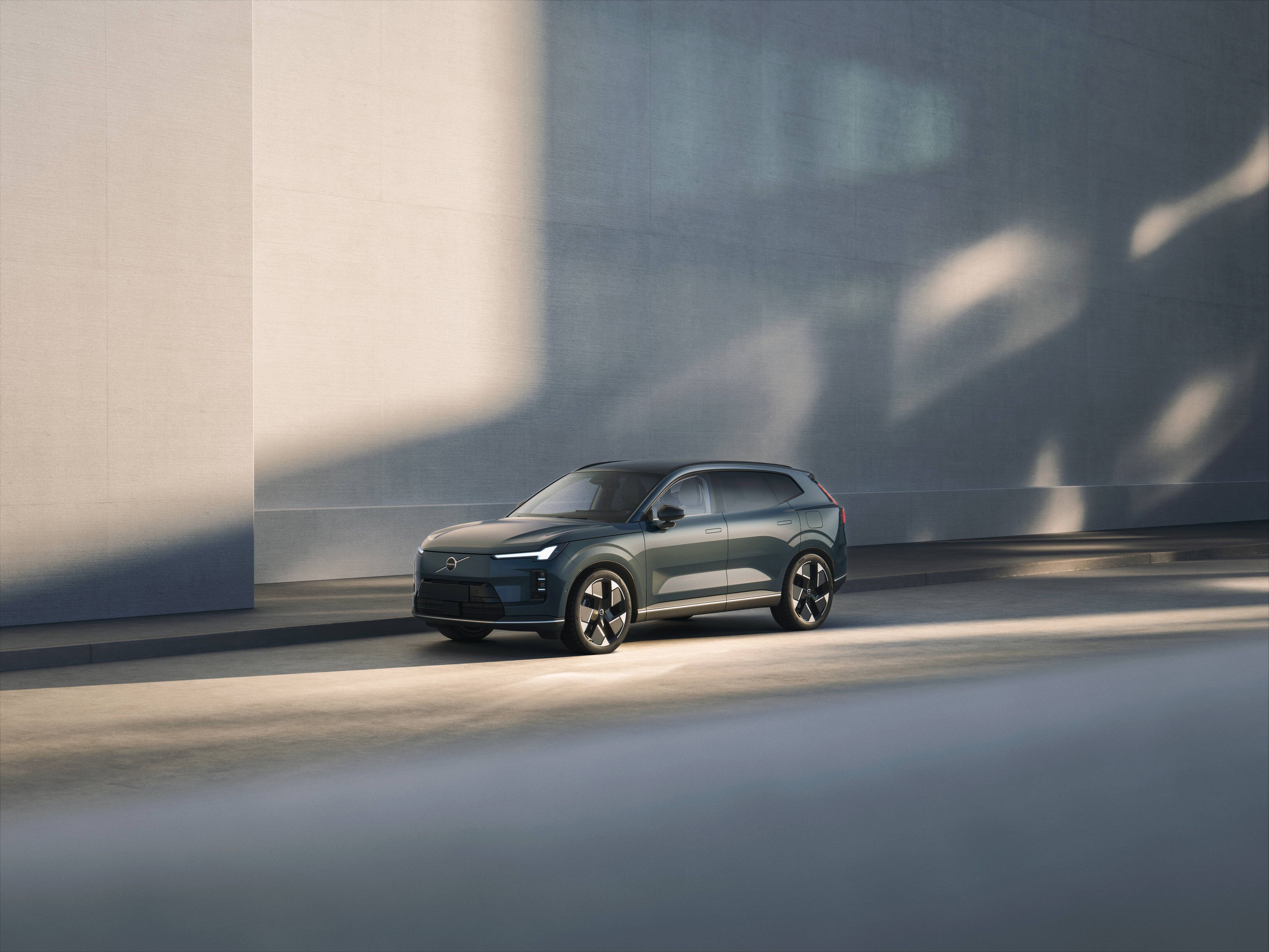Volvo XC70 2025