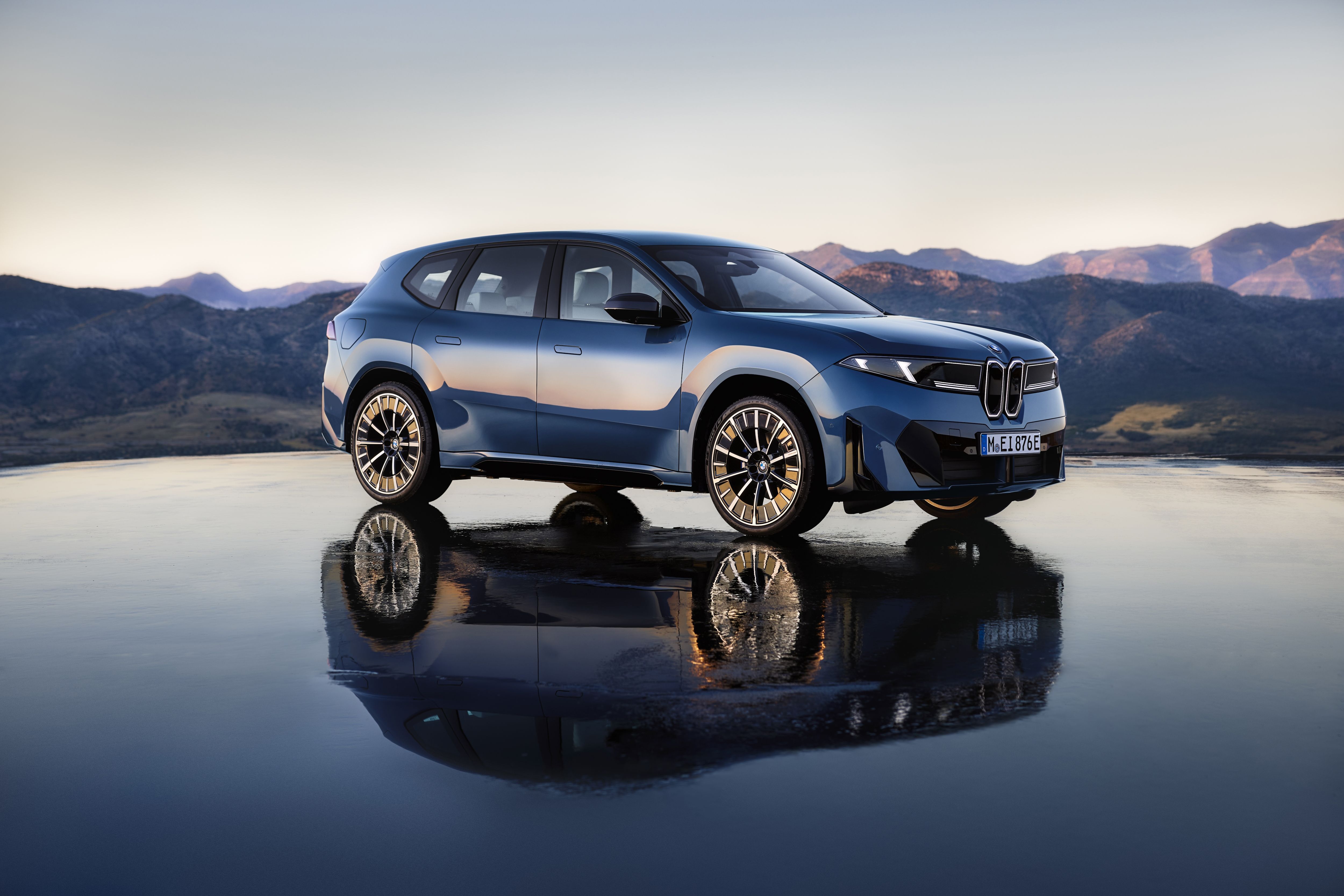 BMW iX3
