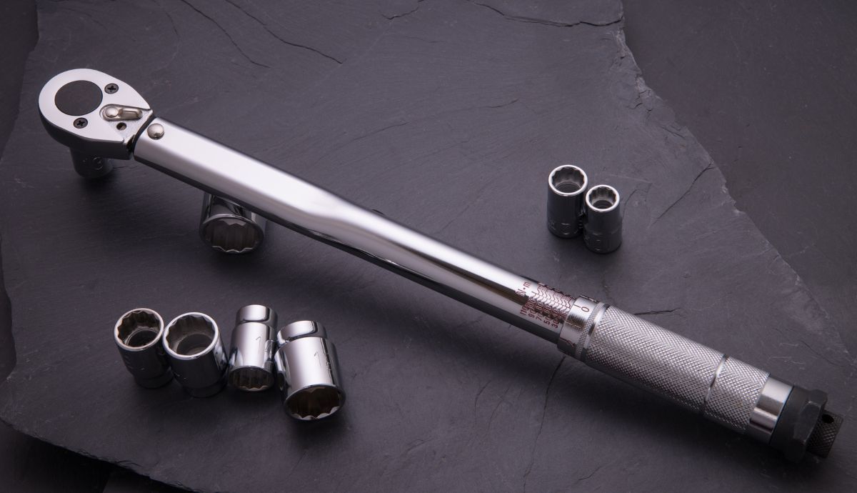Llave dinamométrica para coche: tipos, usos y mantenimiento