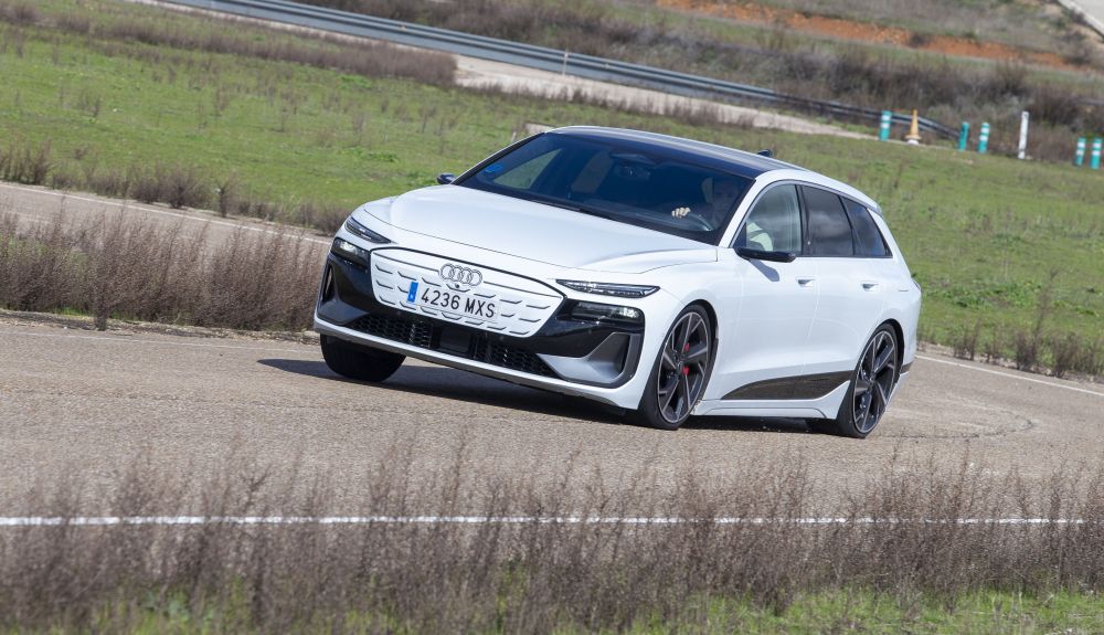 audi-a6-e-tron-avant-performance-35_1_10