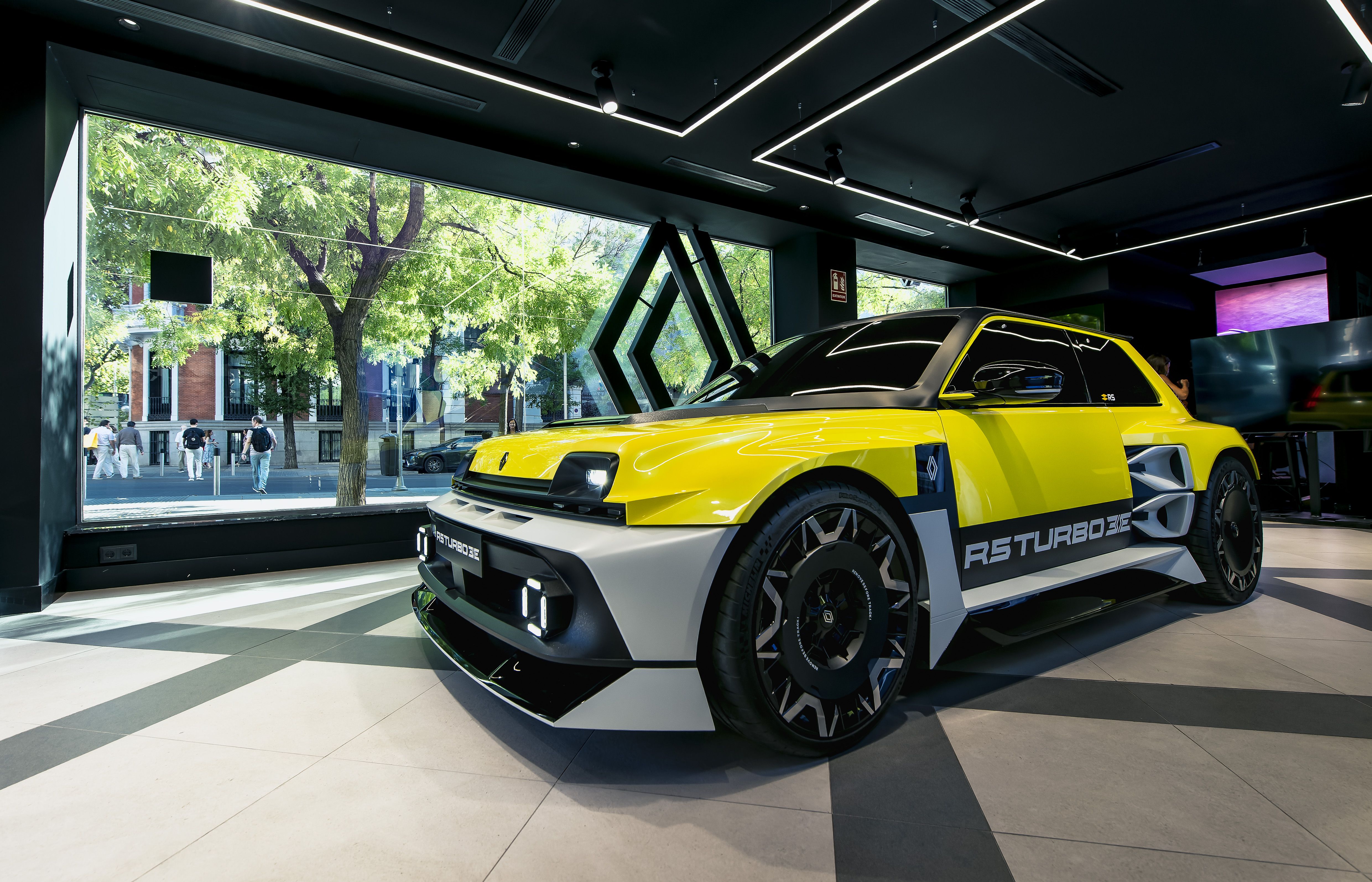 Renault 5 Turbo 3E en Madrid