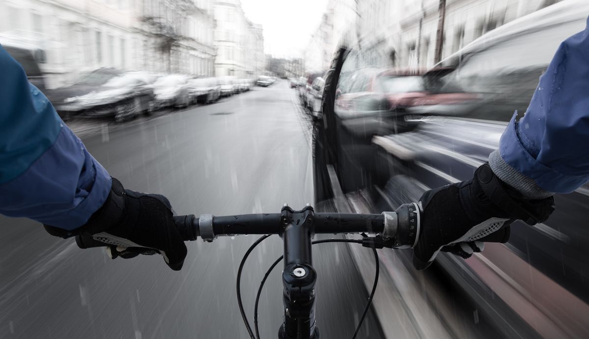 Accidentes con las puertas de los coches, un problema letal que va a más, cómo prevenirlos