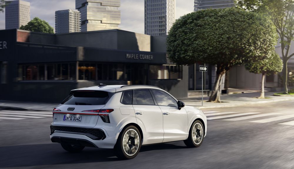 audi-q3-suv-e-hybrid-4_1_1000x575.jpeg