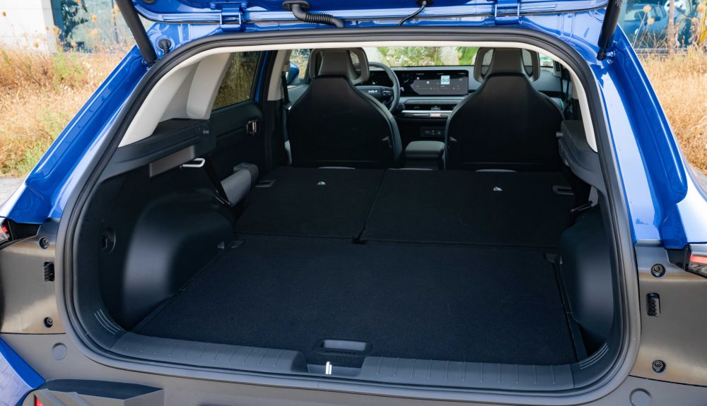 Kia EV4 (9)