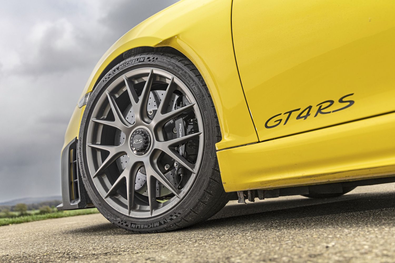Porsche 718 Cayman GT4 RS