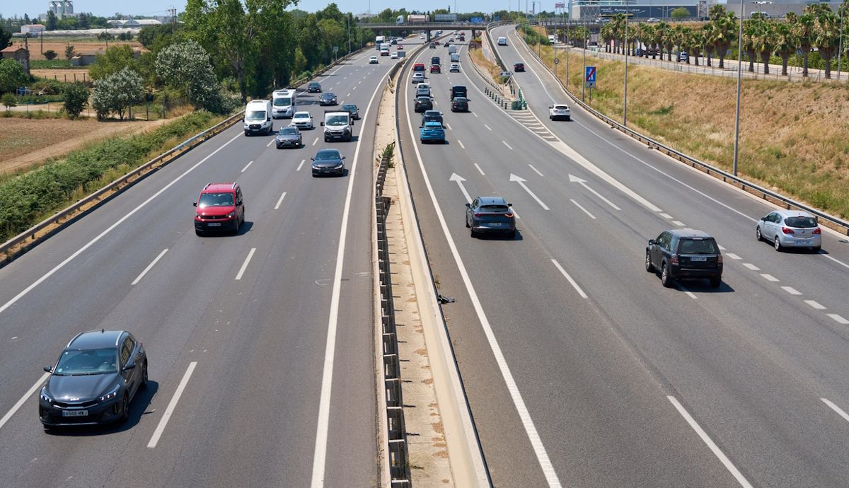 Multas por no circular por el carril de la derecha y la regla de los 20 segundos por la izquierda