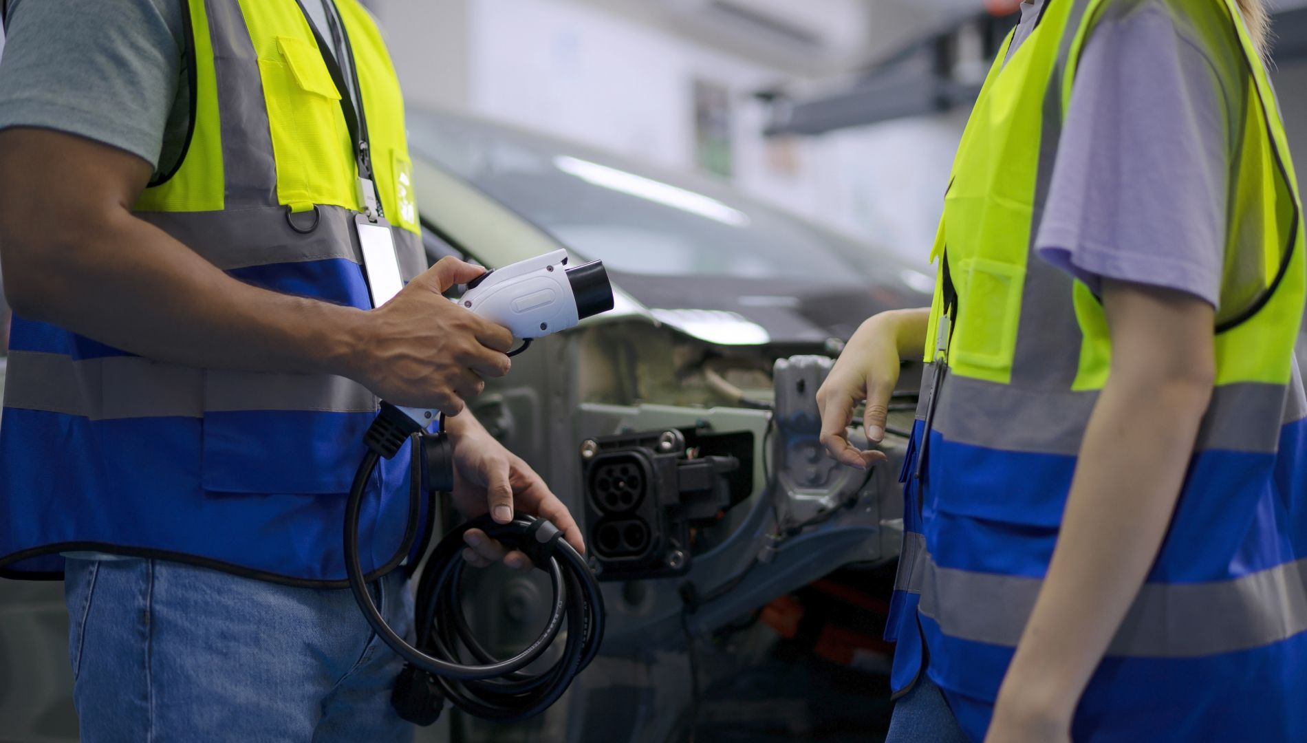 Los talleres españoles, ¿están preparados para mantener y reparar coches eléctricos?