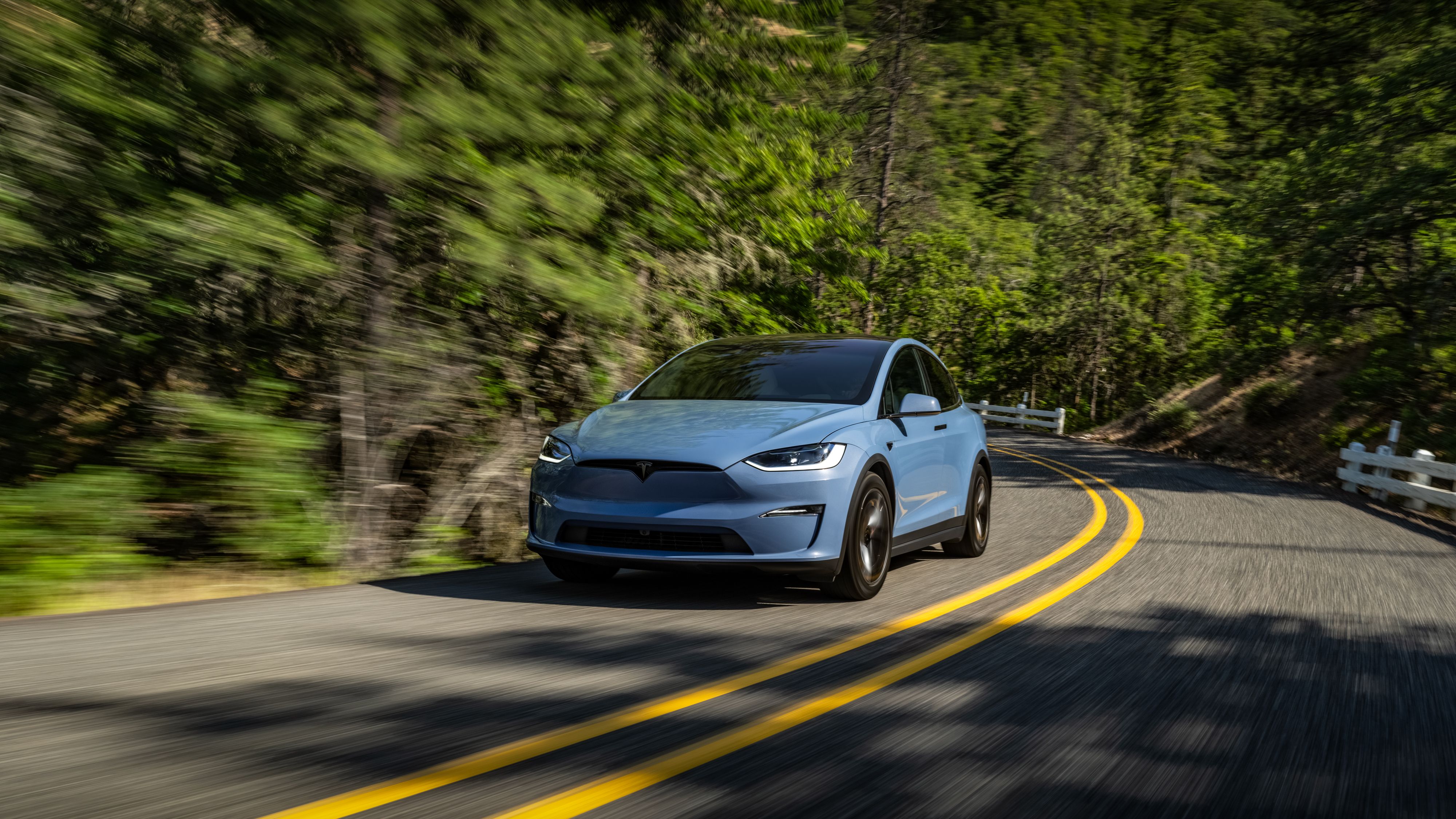 Tesla Model X 2025