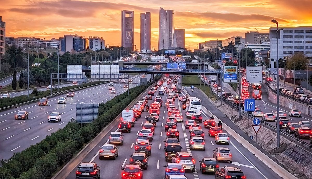 Nuevas tasas a los coches diésel y gasolina por circular e incluso a los de más tamaño, como los SUV Nuevas tasas a los coches diésel y gasolina por circular e incluso a los de más tamaño, como los SUV