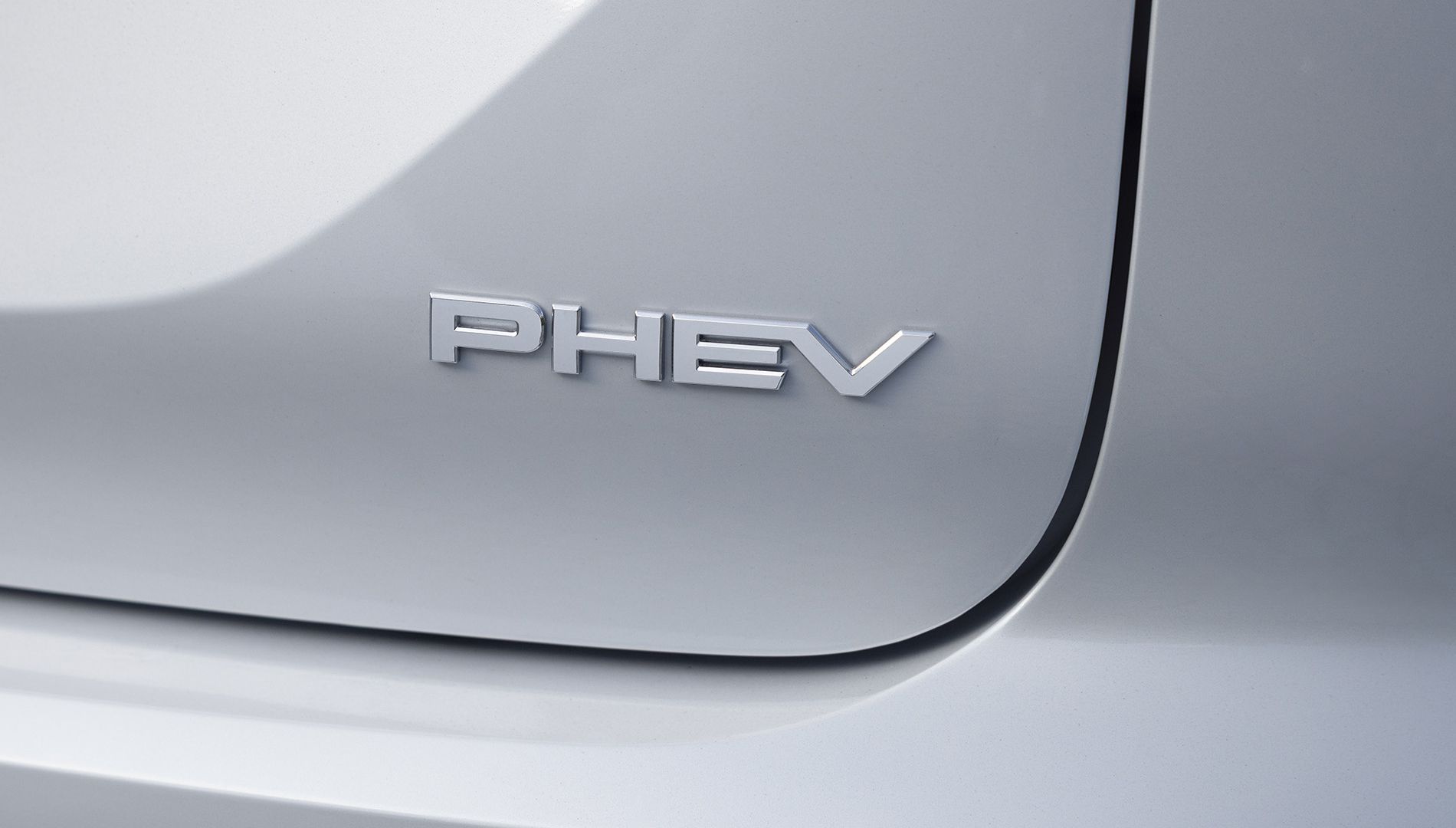 El gran problema de los híbridos enchufables: puedes pagar 500 euros al año más