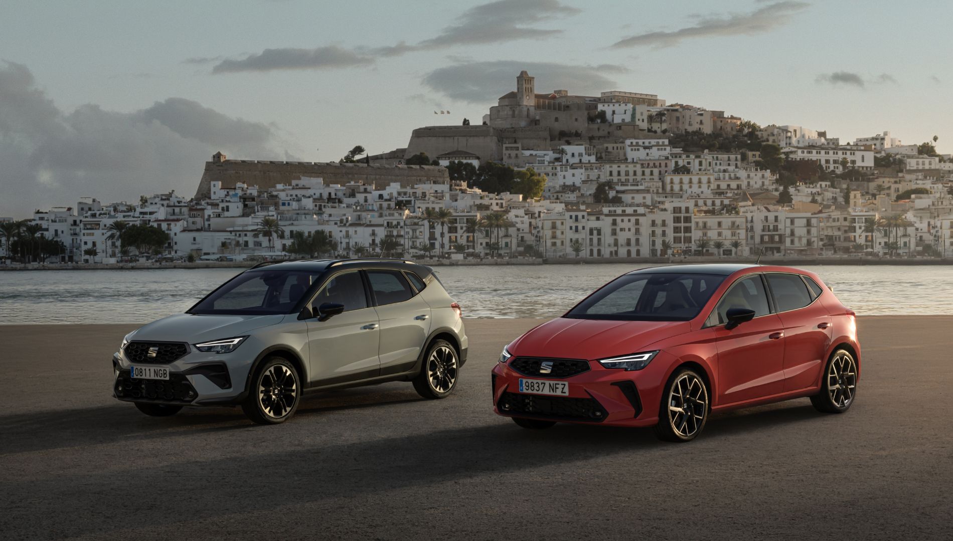 Ya están aquí los nuevos Seat Ibiza y Arona: te contamos todos los cambios del urbano y el SUV