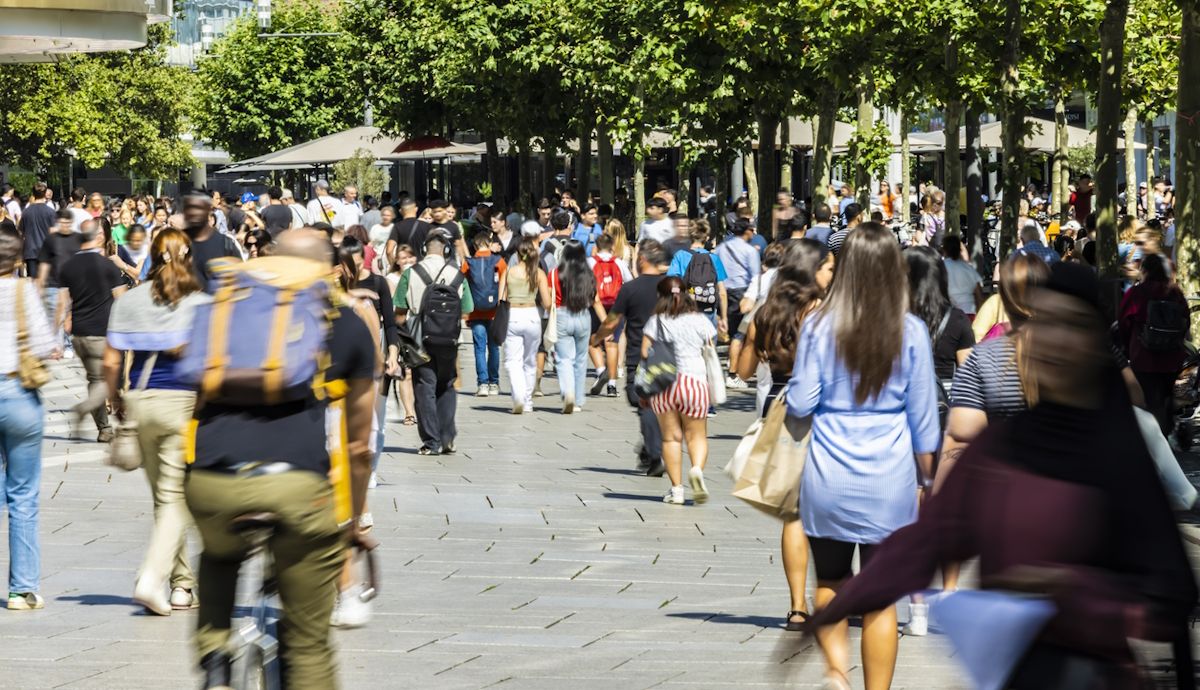 Nuevo límite de velocidad para peatones, la controvertida y polémica nueva ley europea