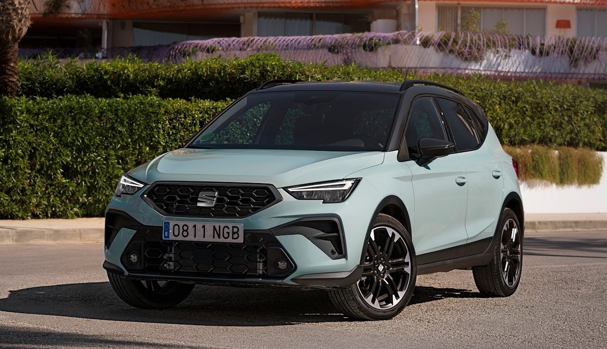 Es un SUV top ventas y anuncia una gran renovación, analizamos el nuevo Seat Arona y sus precios