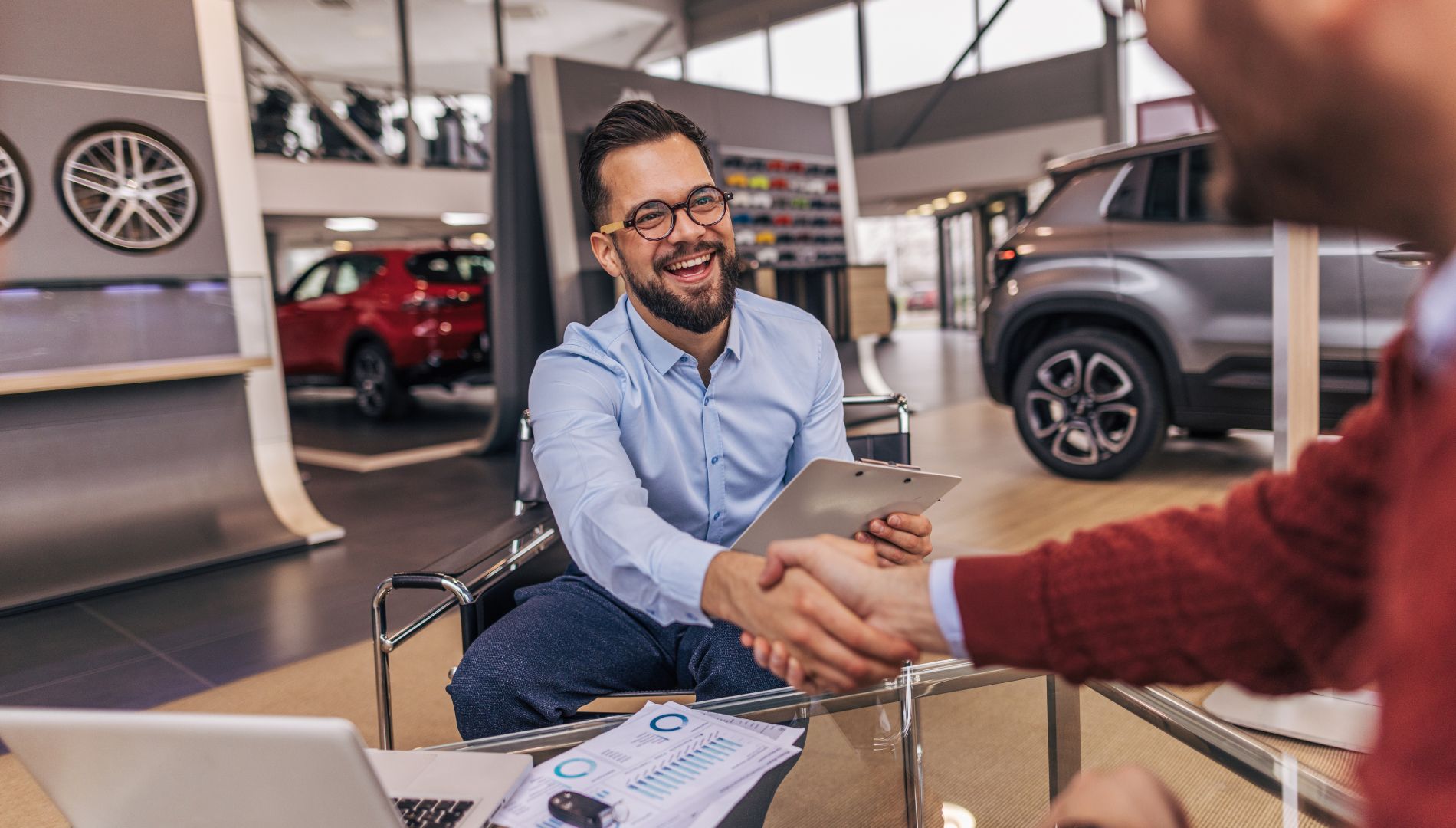 Las ventas de coches nuevos siguen disparadas: estos son los 10 mejores modelos y marcas de octubre