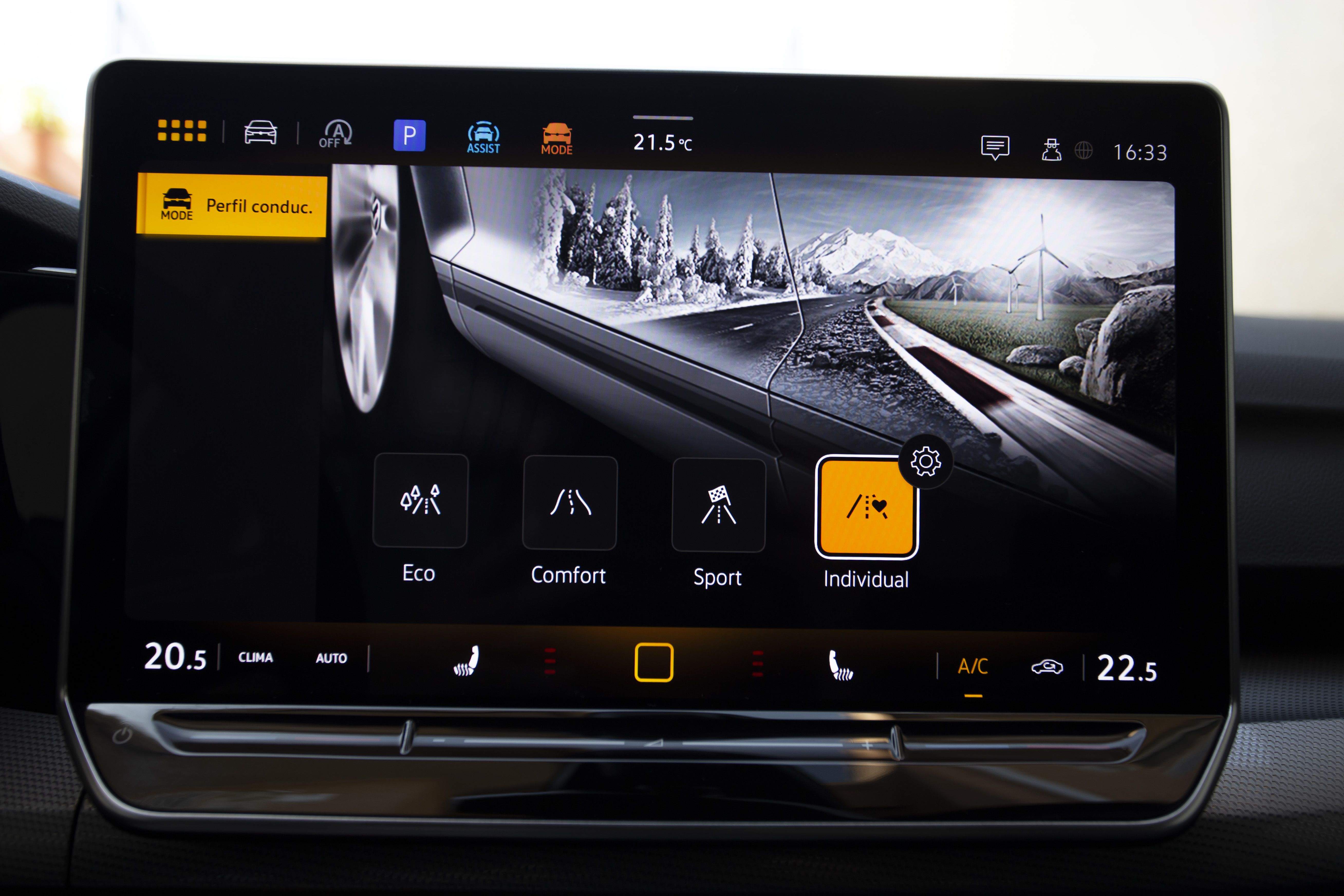 Volkswagen Golf eTSI 115 DSG